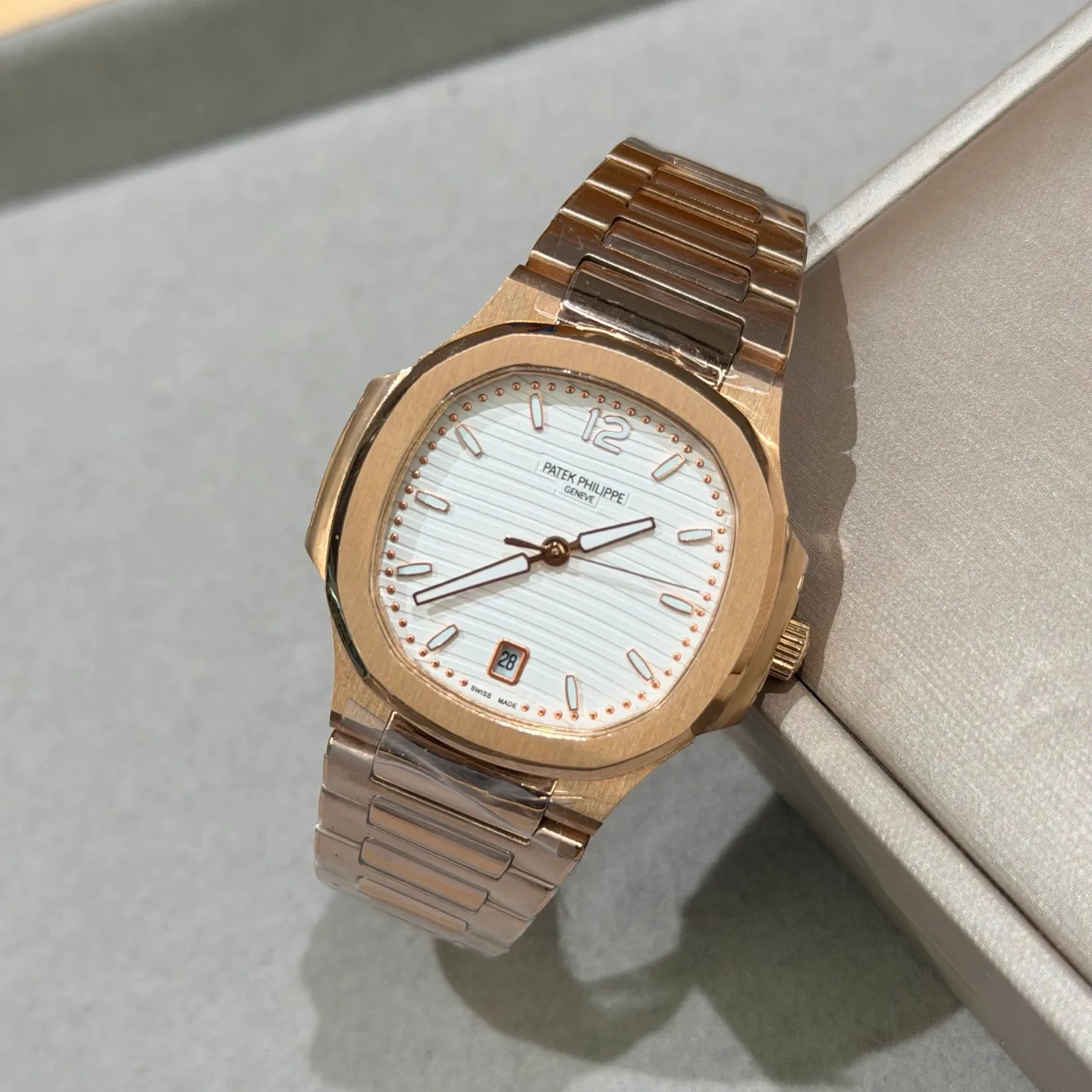 Women's Watches PATEK PHILIPPE 18362044