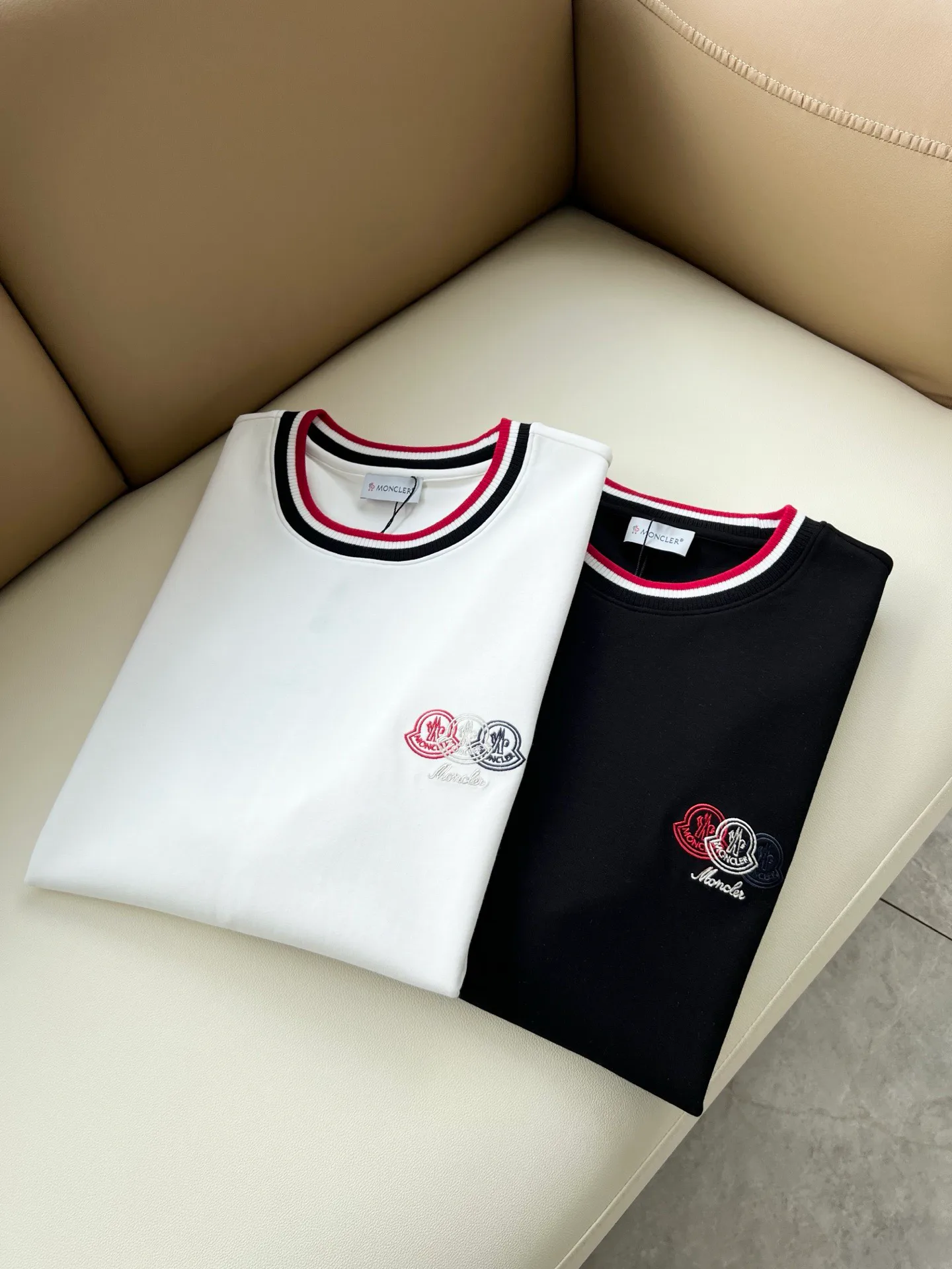 Футболки Мужские Moncler 18592709