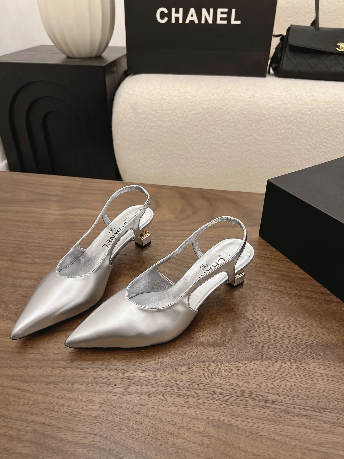 Women's Heels CHANEL 17342745