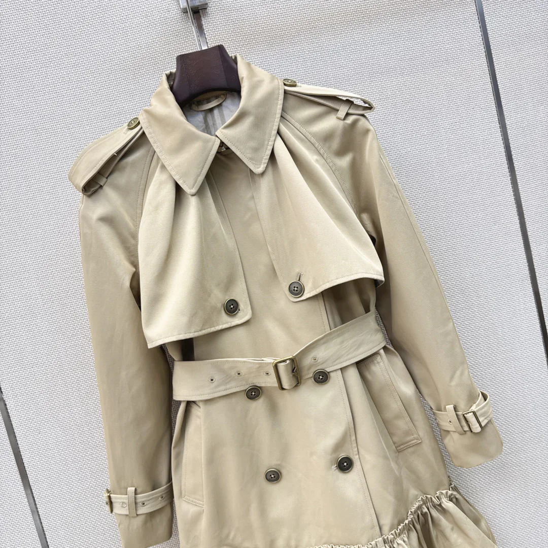 Women's Trench Coats BURBERRY 18094151