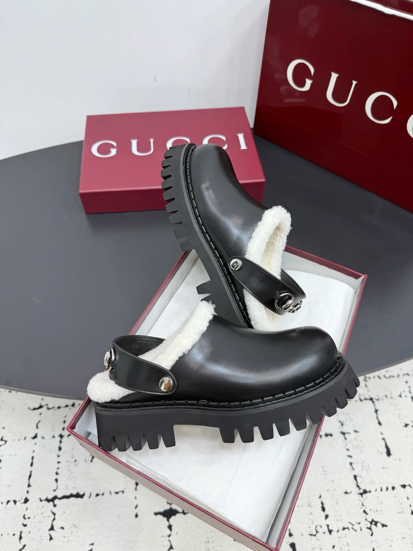 Women's Mules And Clogs GUCCI 18393361