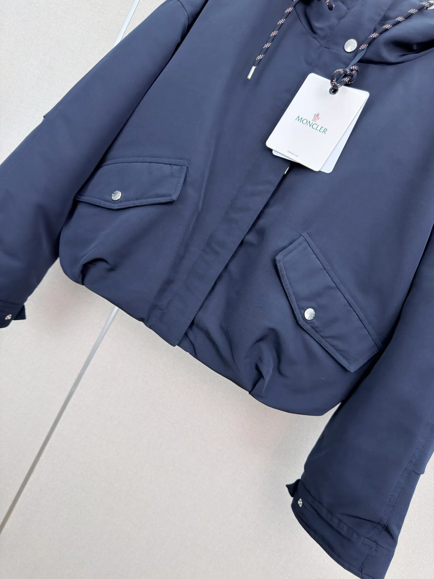 Women's Jackets And Down Jackets MONCLER 18402395