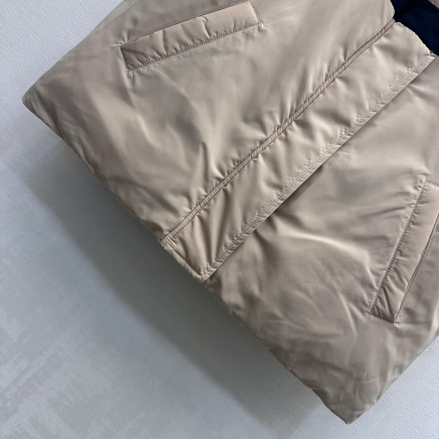 Women's Vests SAINT LAURENT 18226301