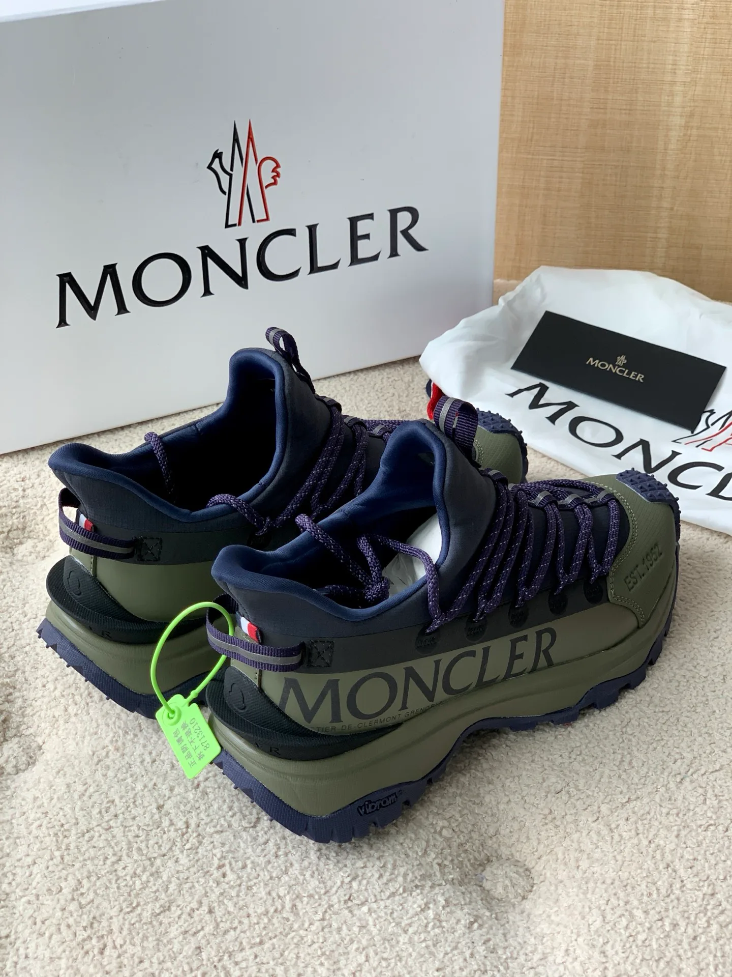 Women's Sneakers MONCLER 17760087