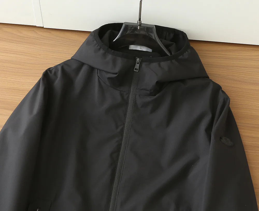 Men's Jackets And Down Jackets MONCLER 17410579