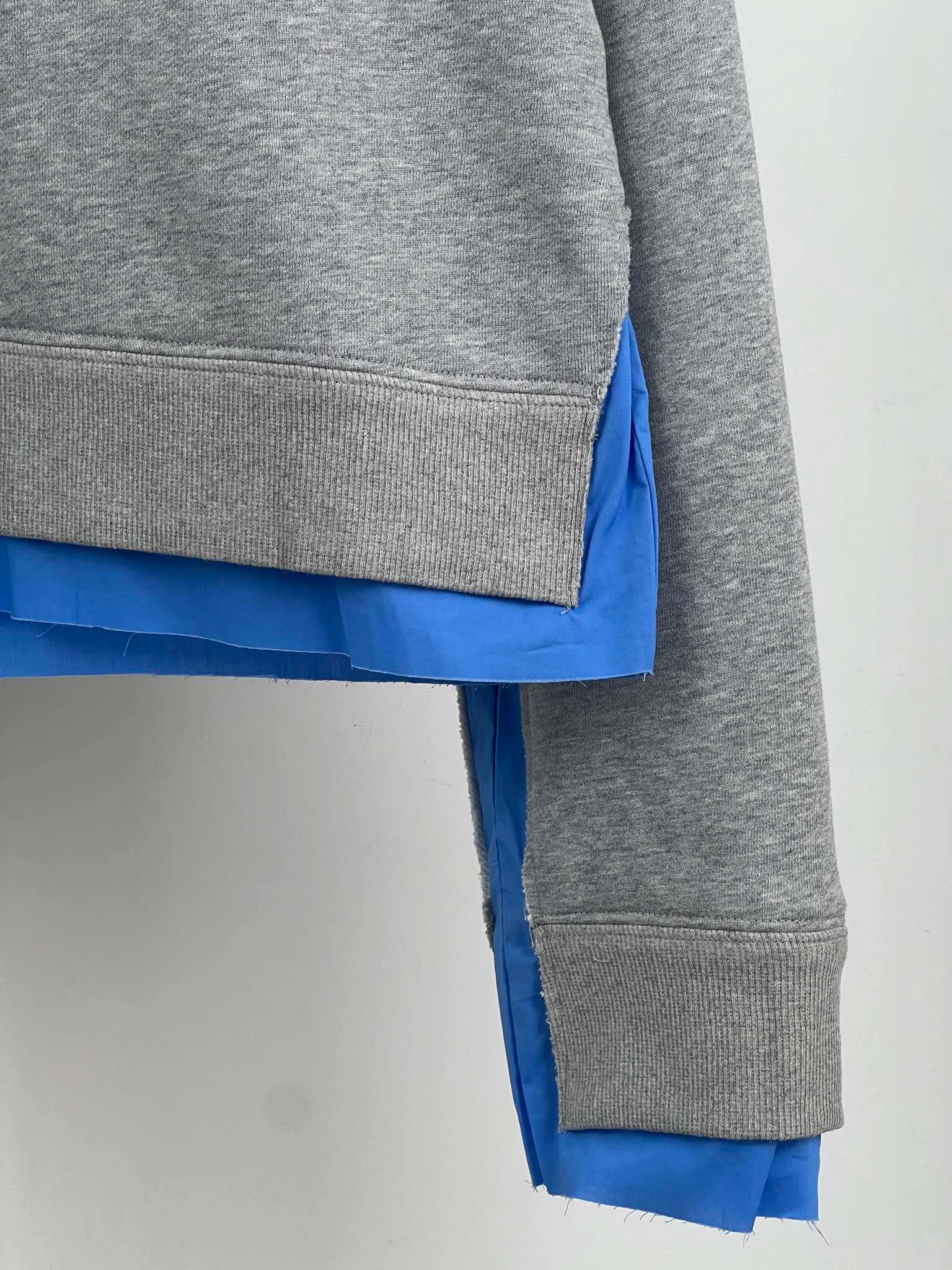 Women's Sweatshirts And Hoodies MIU MIU 17950176