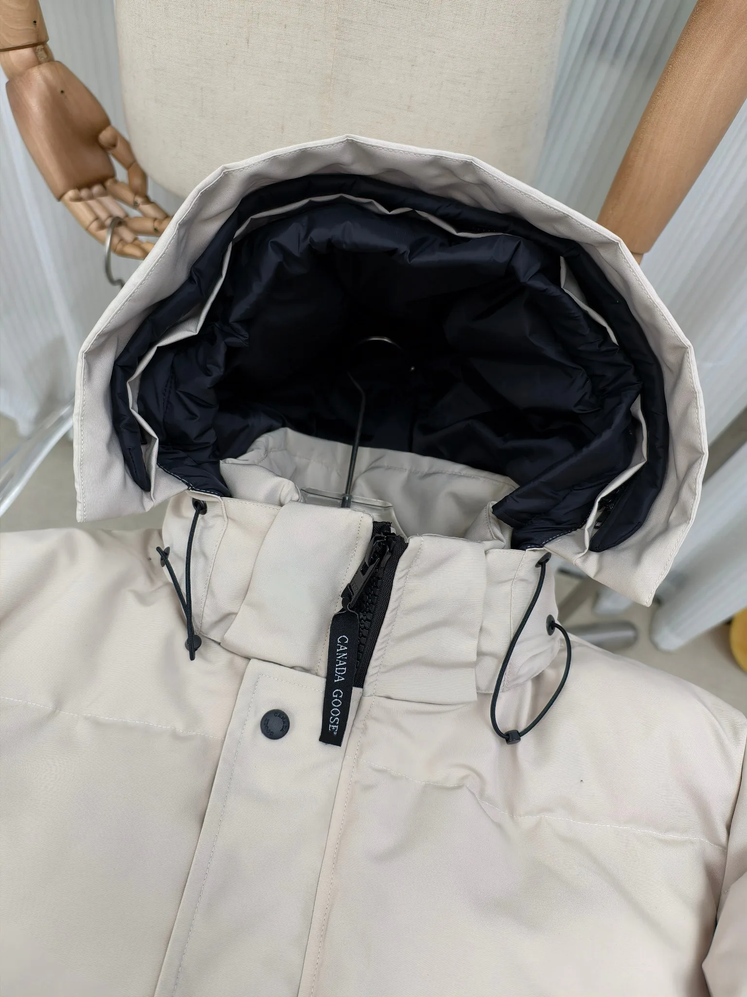 Куртки И Пуховики Мужские Canada Goose 18645540