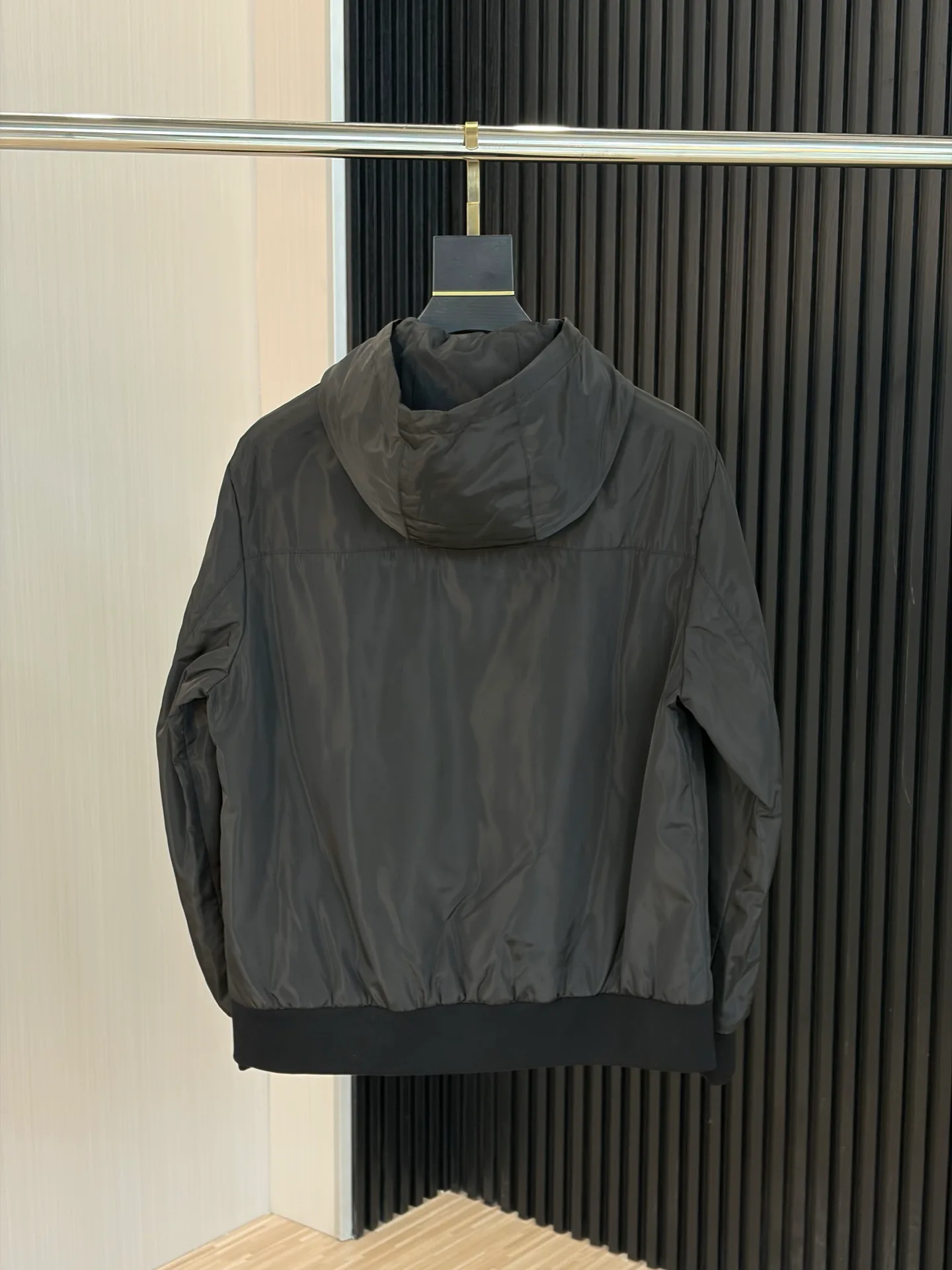 Men's Jackets And Down Jackets MONCLER 18218449