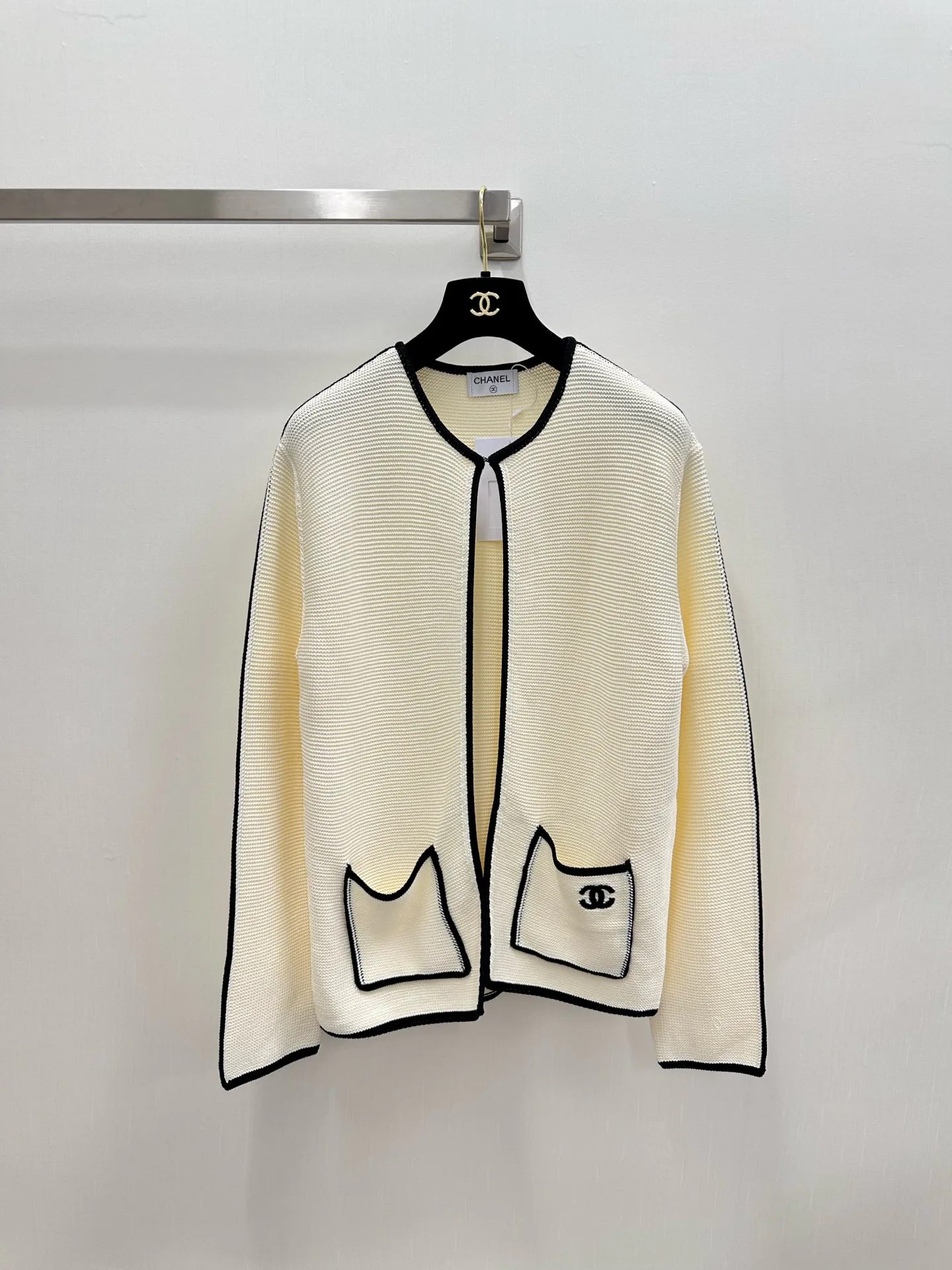 Women's Jumpers And Sweaters CHANEL 18138072
