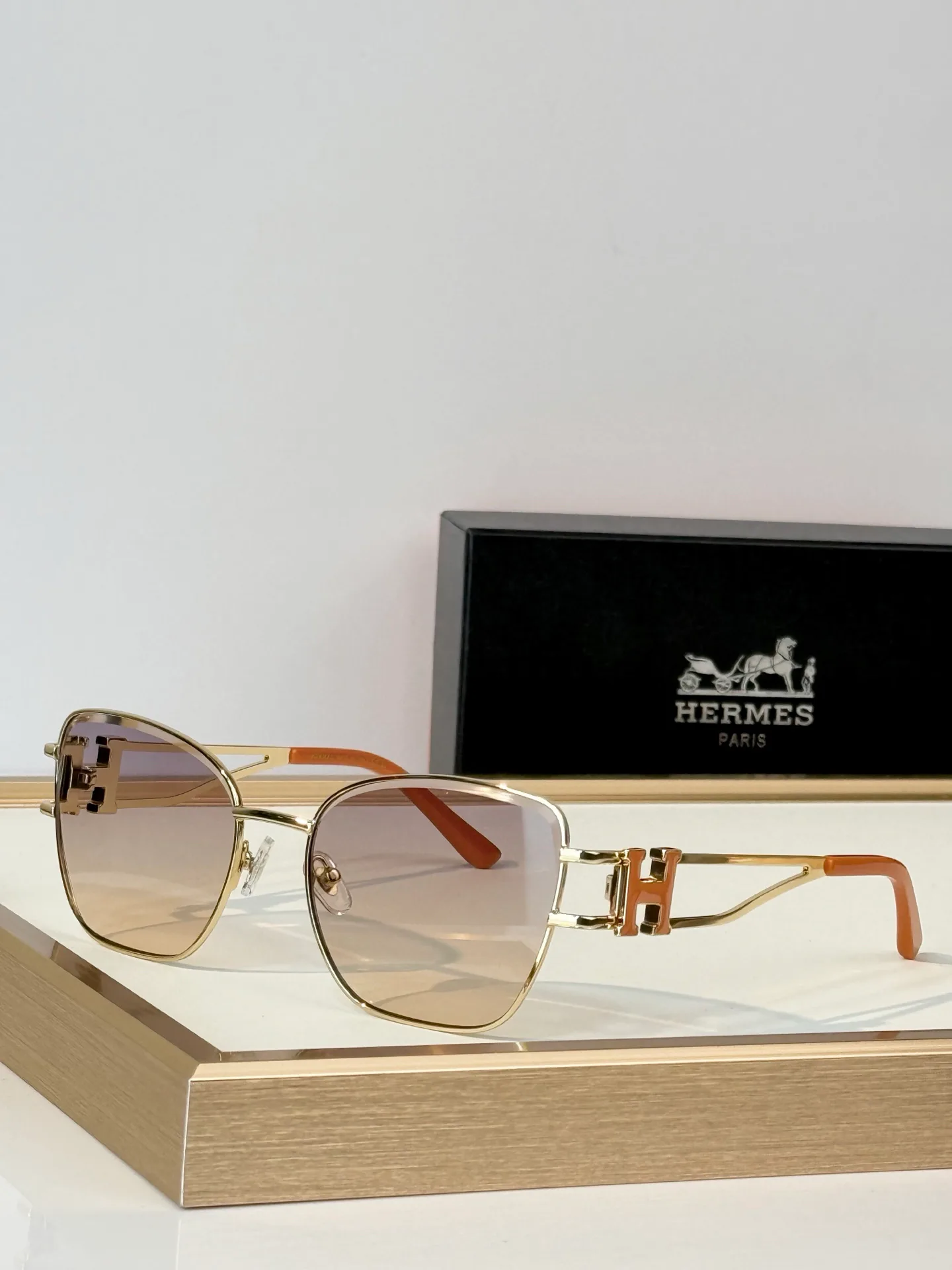 Glasses HERMES 18117903