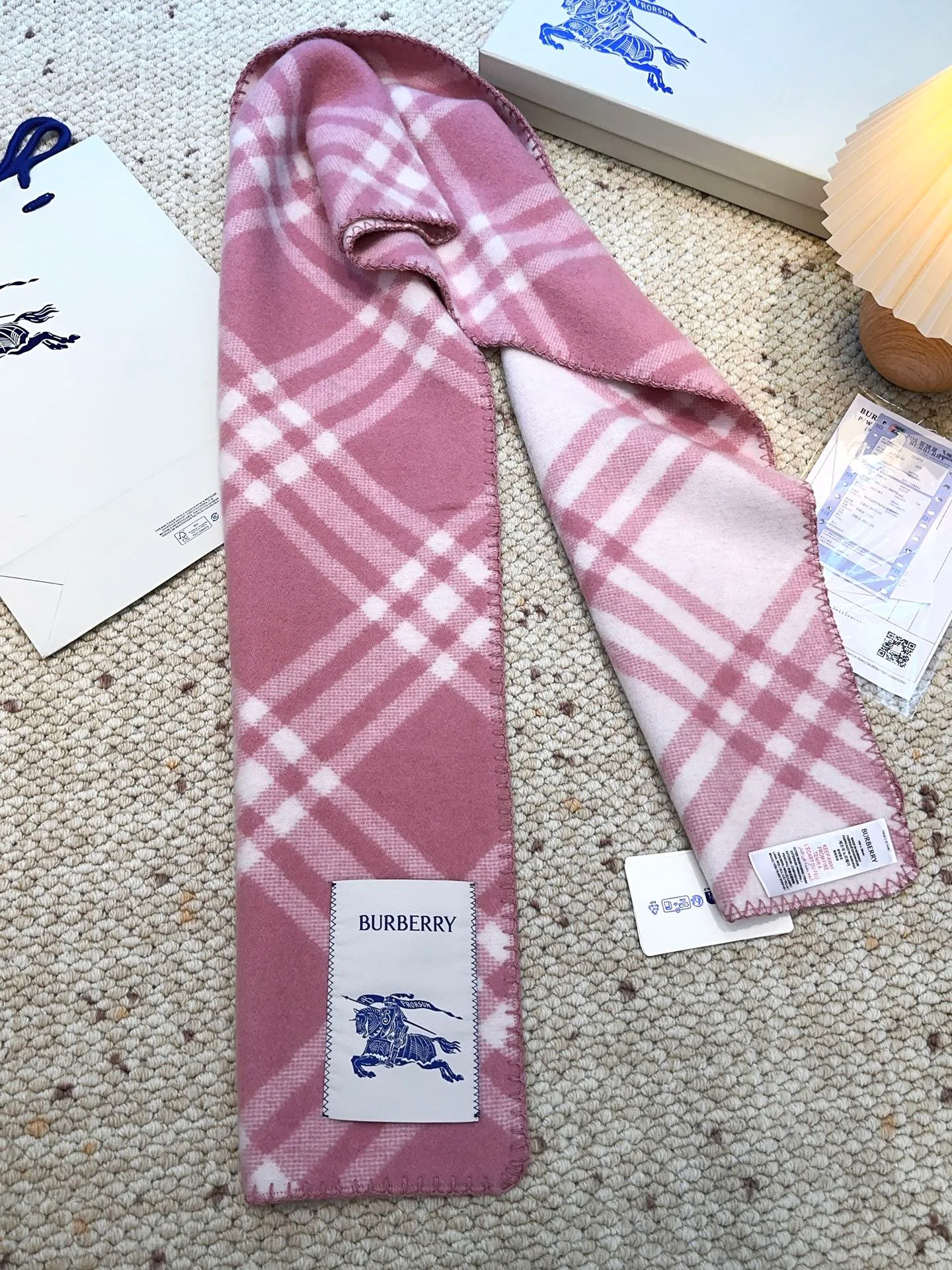 Scarves BURBERRY 18401217
