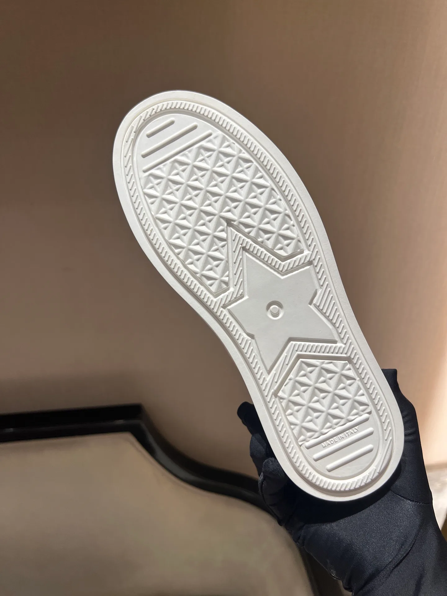 Women's Sneakers CHRISTIAN DIOR 18020287