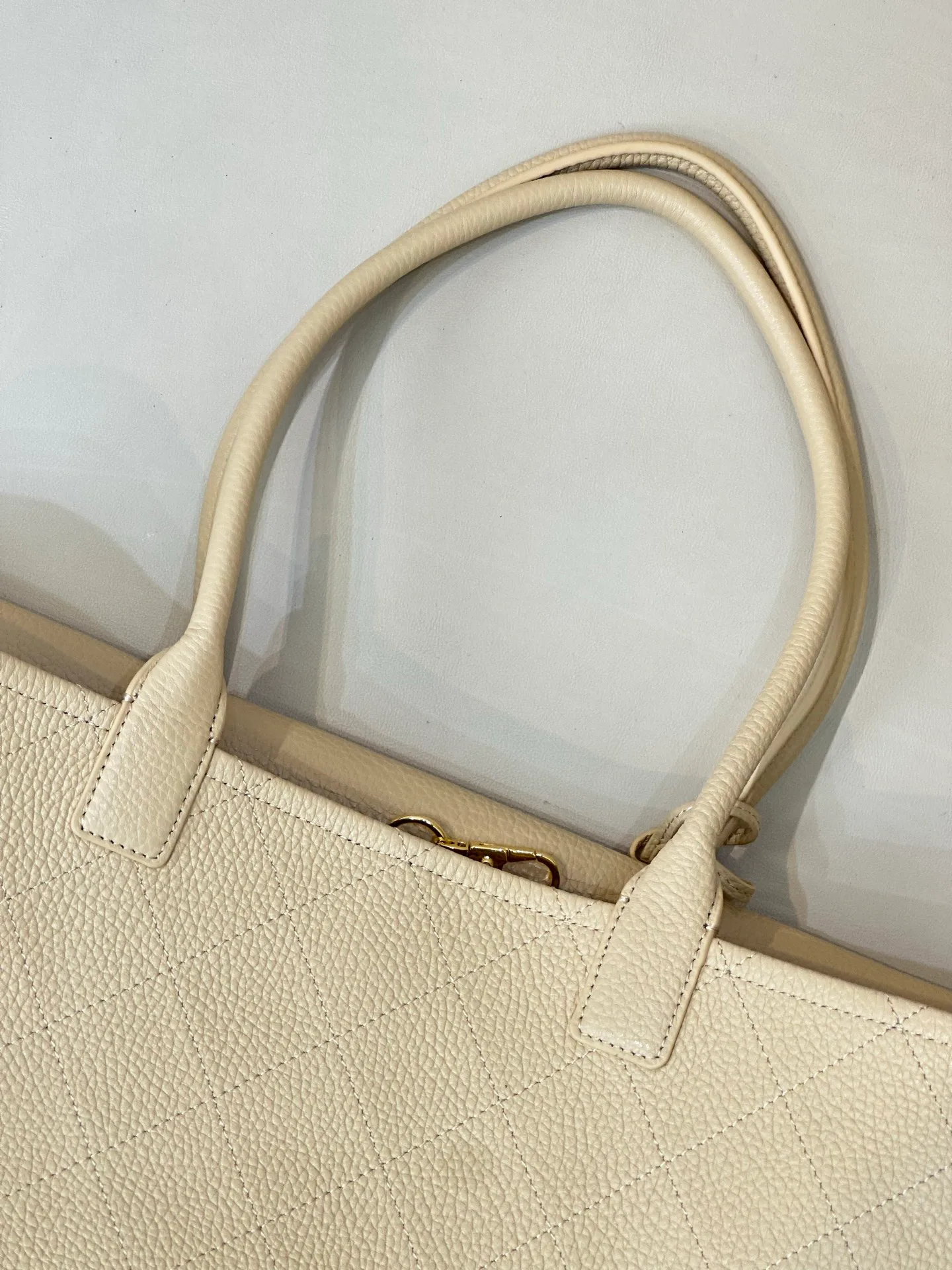 Women's Classic Handbags CHANEL 17376153