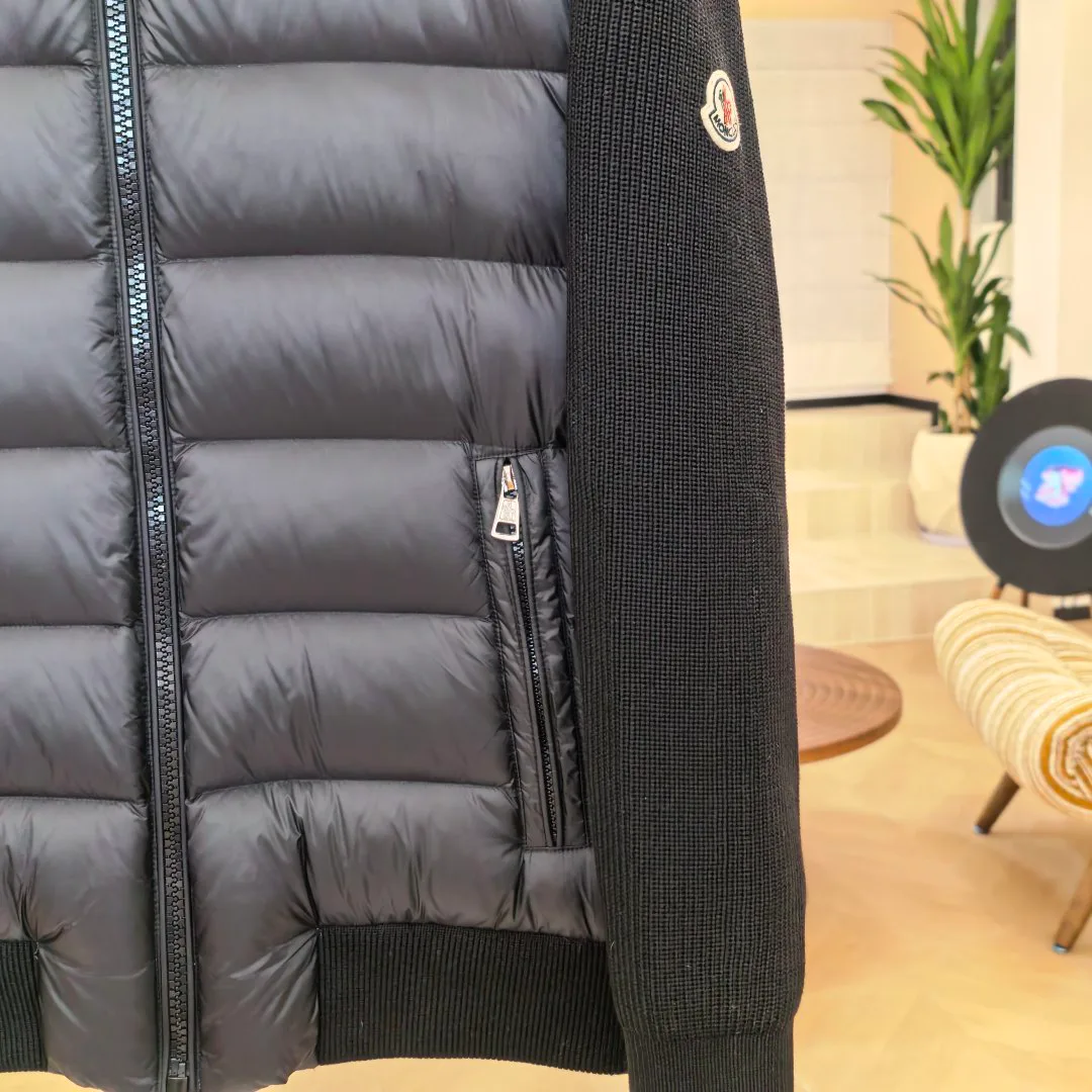 Men's Jackets And Down Jackets MONCLER 18130357