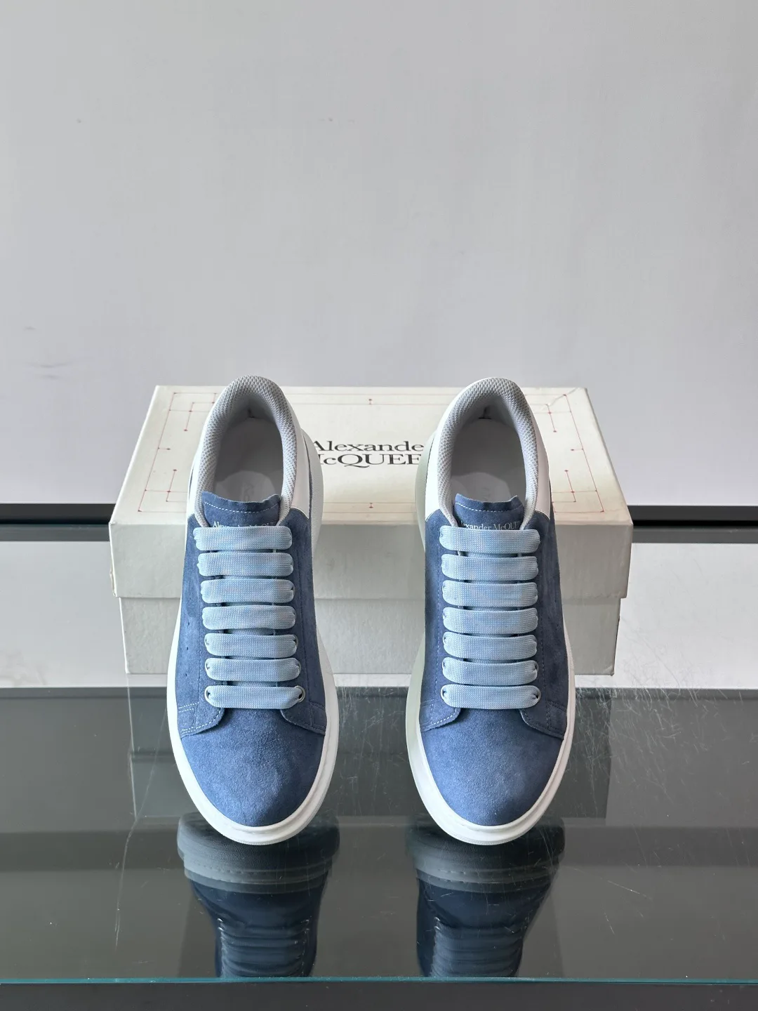 Women's Sneakers ALEXANDER MCQUEEN 17447548