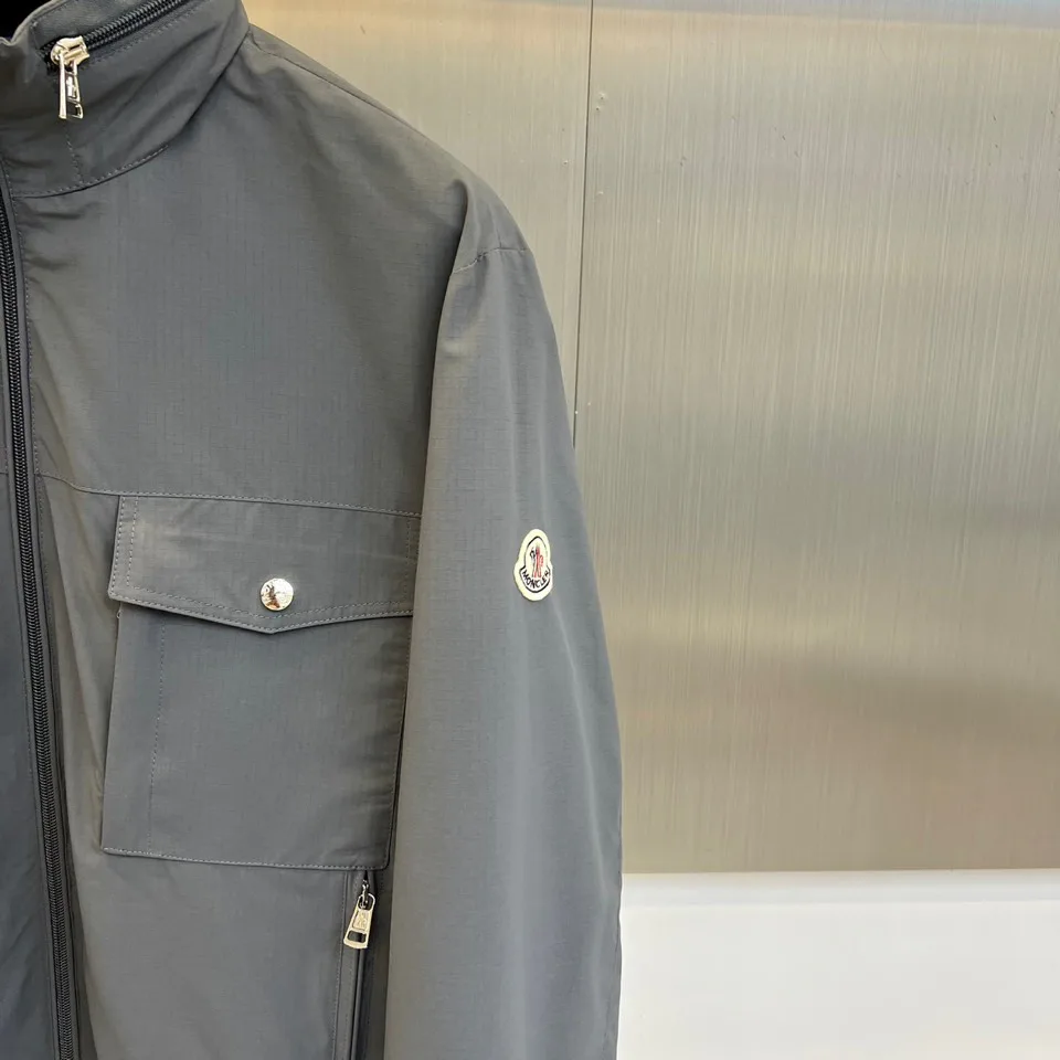 Men's Jackets And Down Jackets MONCLER 18416827