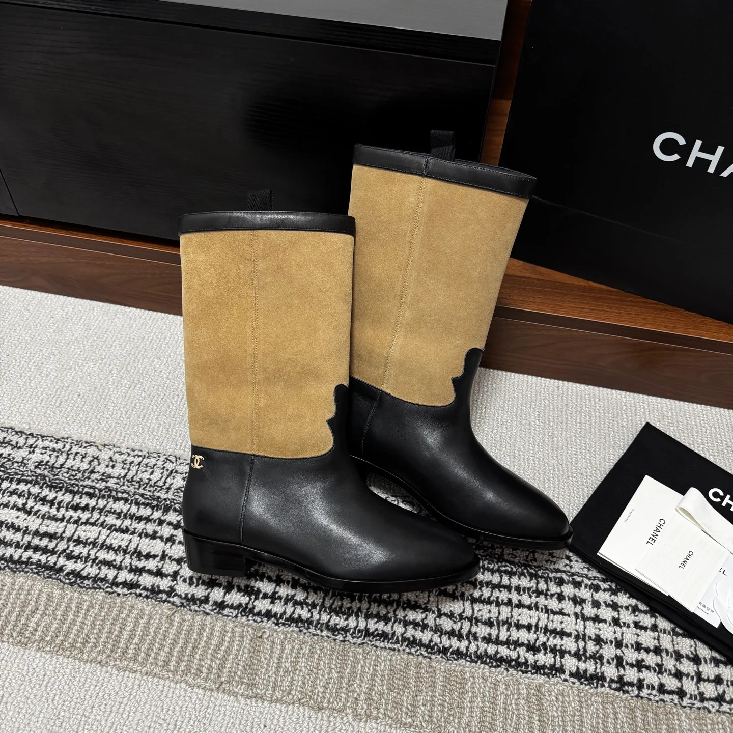 Women's Boots CHANEL 18083658