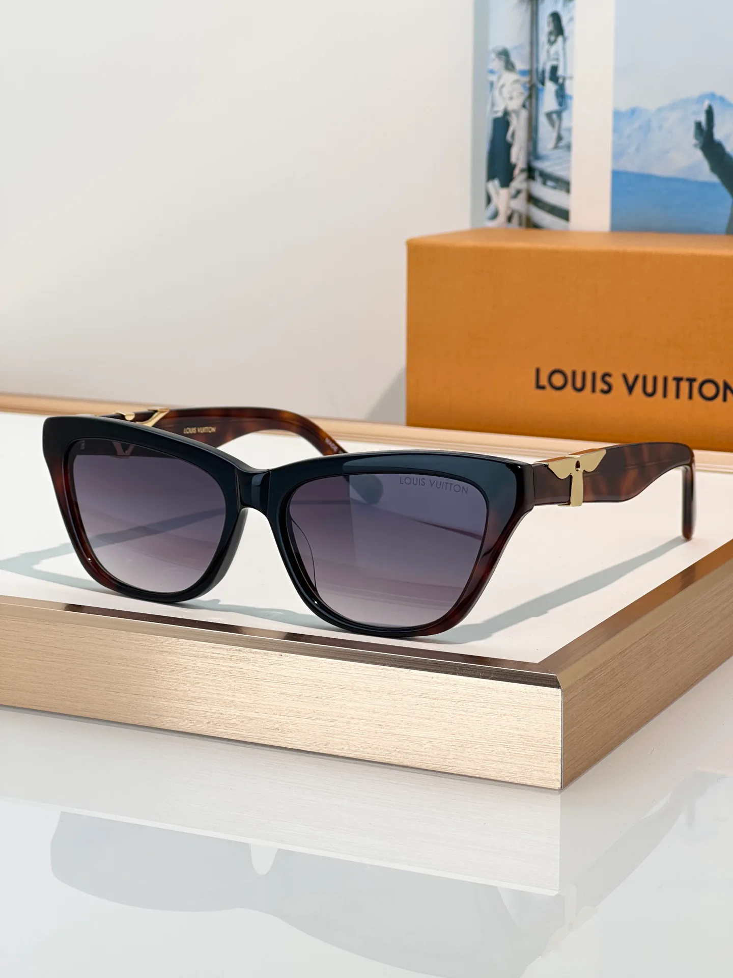 Glasses LOUIS VUITTON 18095234
