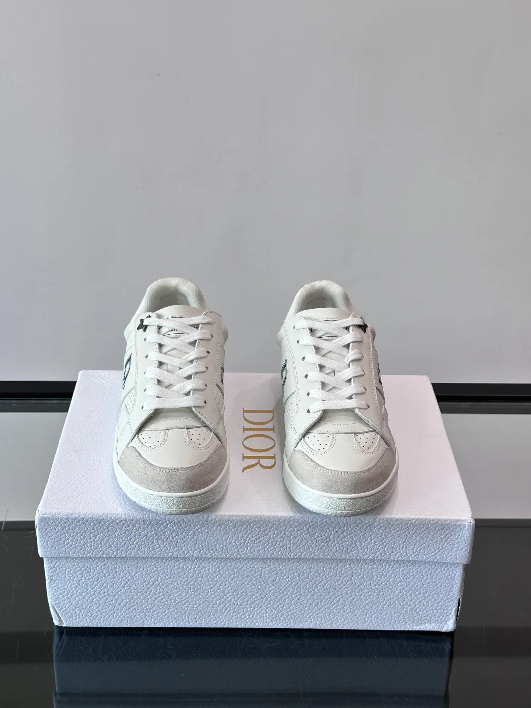 Women's Sneakers CHRISTIAN DIOR 18102635