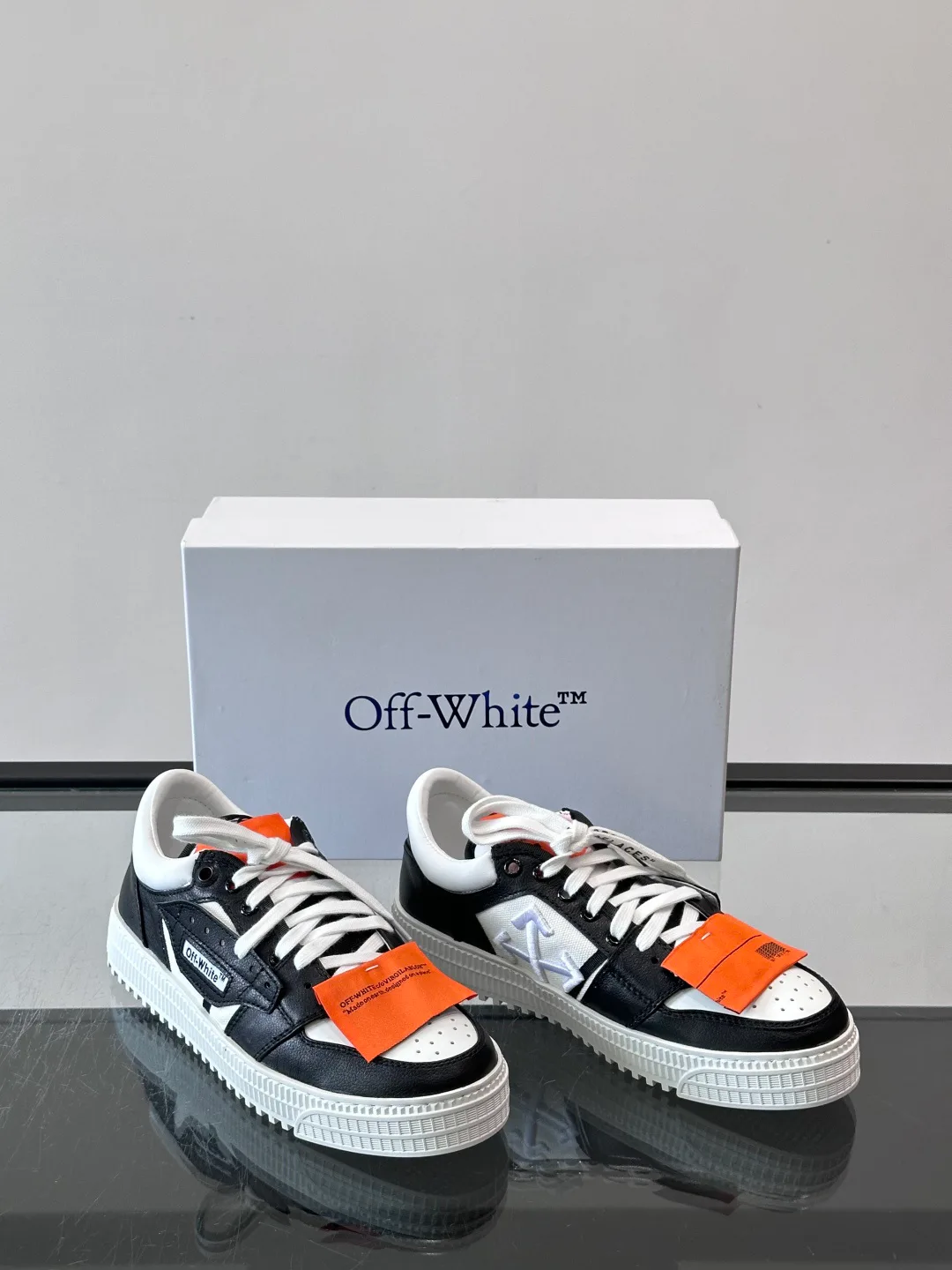 Women's Sneakers OFF-WHITE 18102422