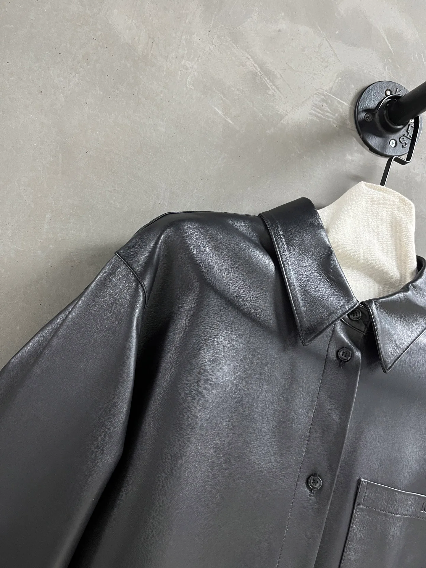 Women's Leather Jackets And Sheepskin Coats LOEWE 18172887