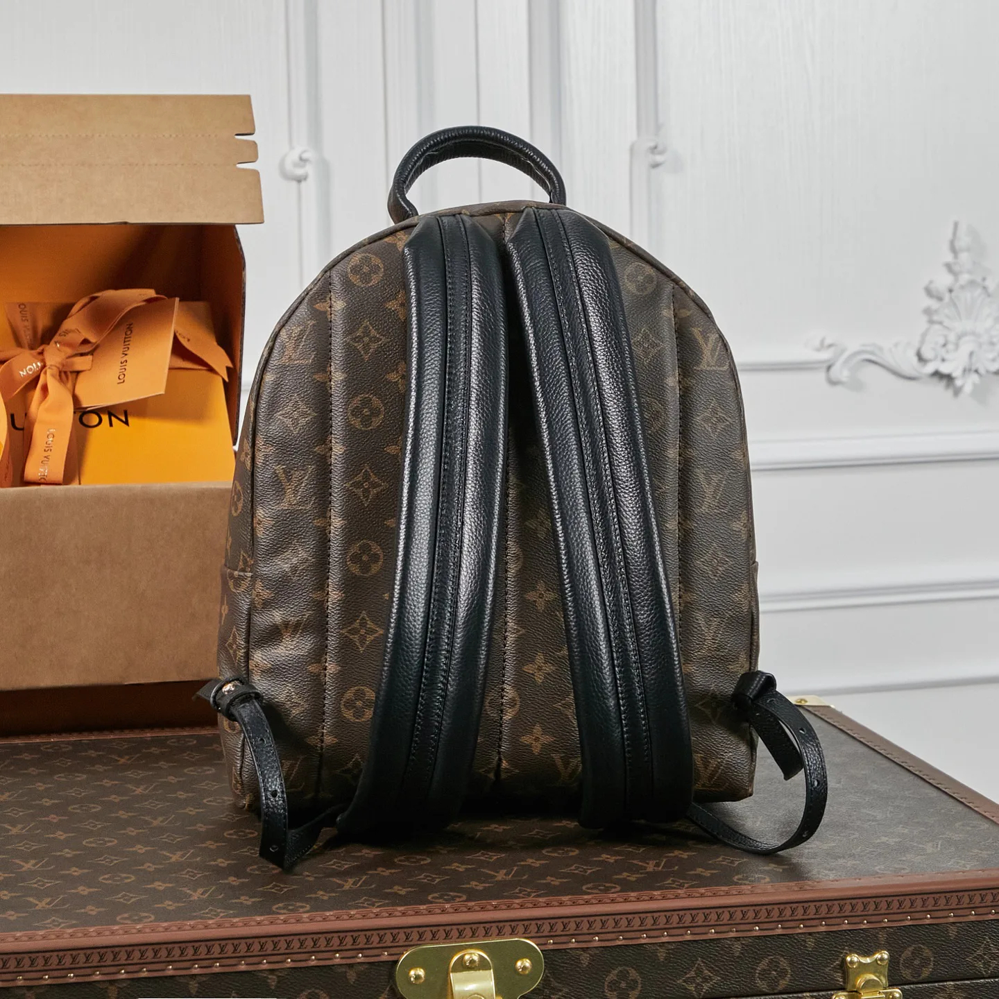 Women's Backpacks LOUIS VUITTON 18148139