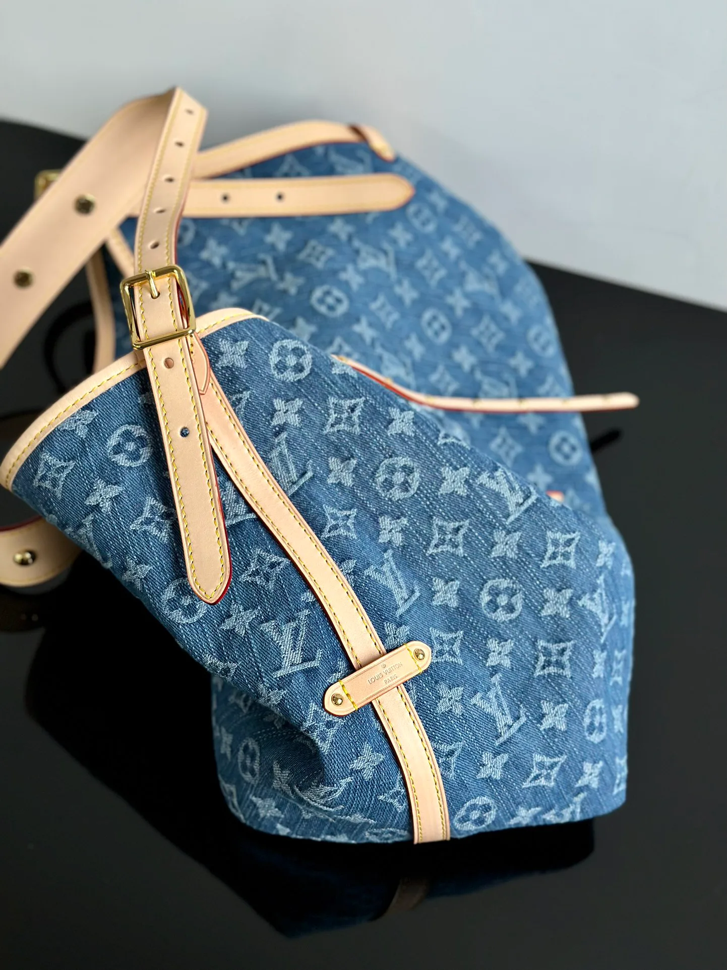 Women's Classic Handbags LOUIS VUITTON 18376466