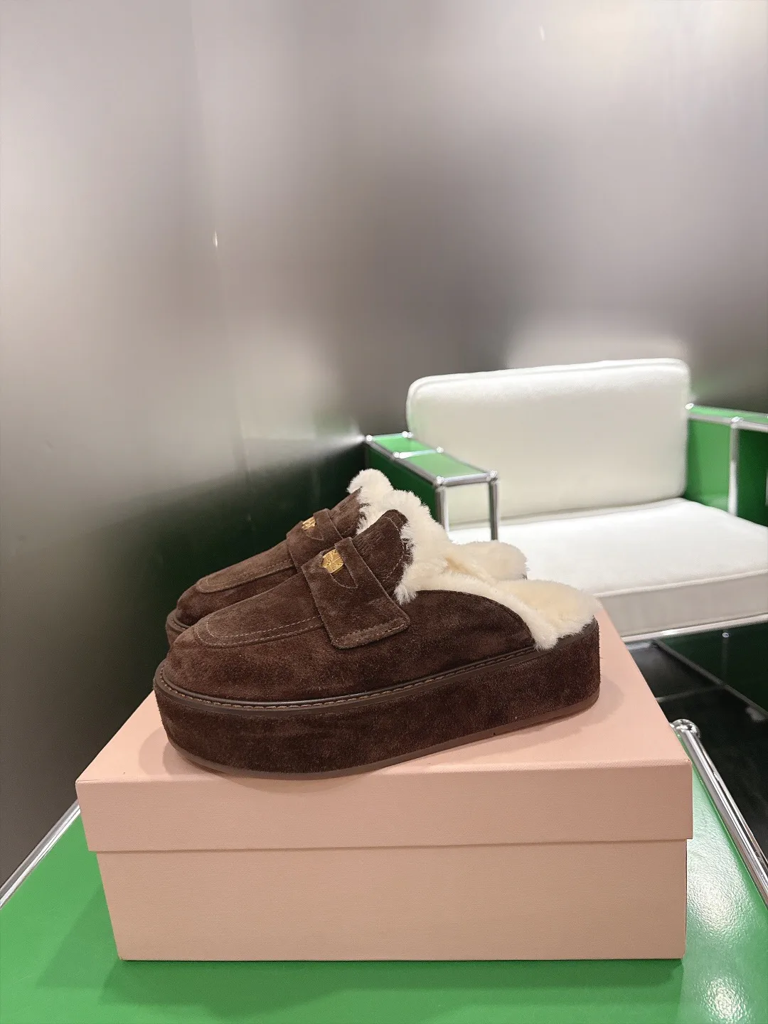 Women's Mules And Clogs MIU MIU 18011770