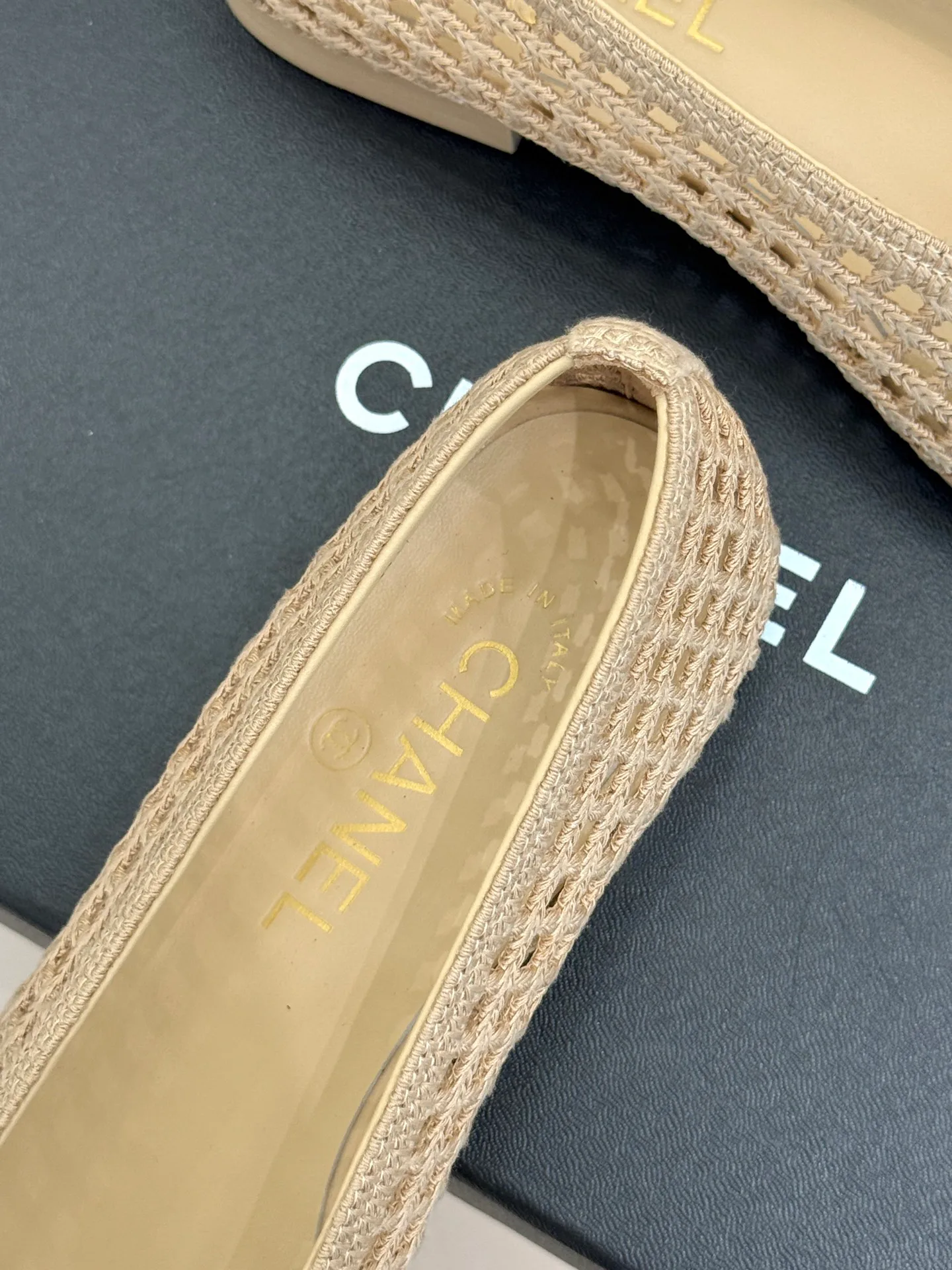 Women's Ballet Flats CHANEL 17240715