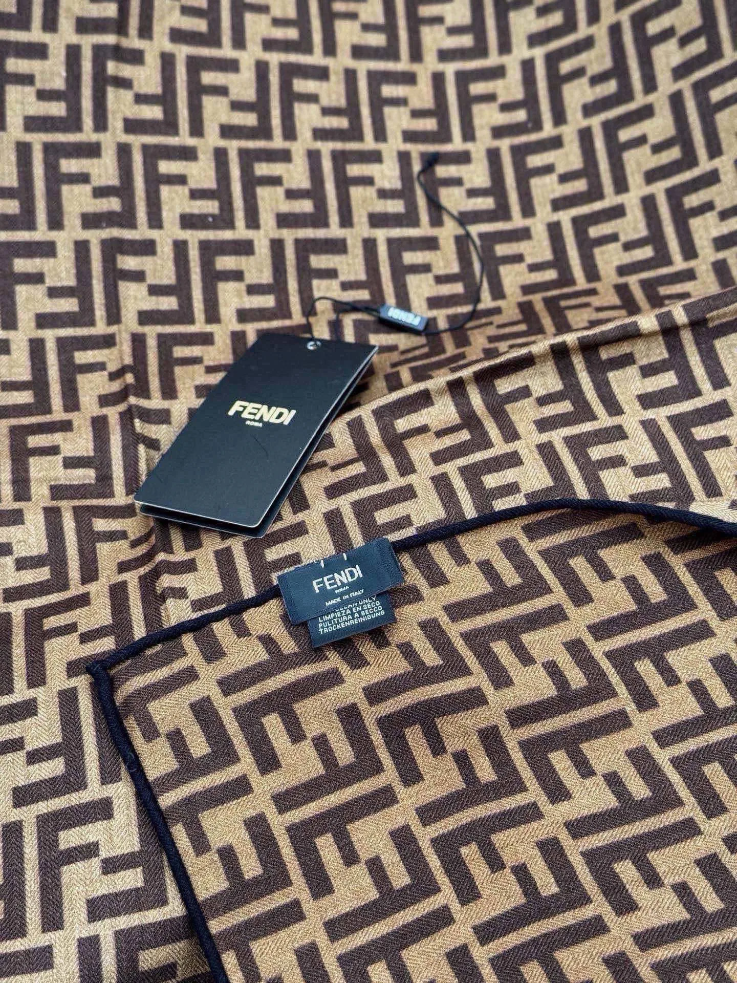 Scarves FENDI 17631777