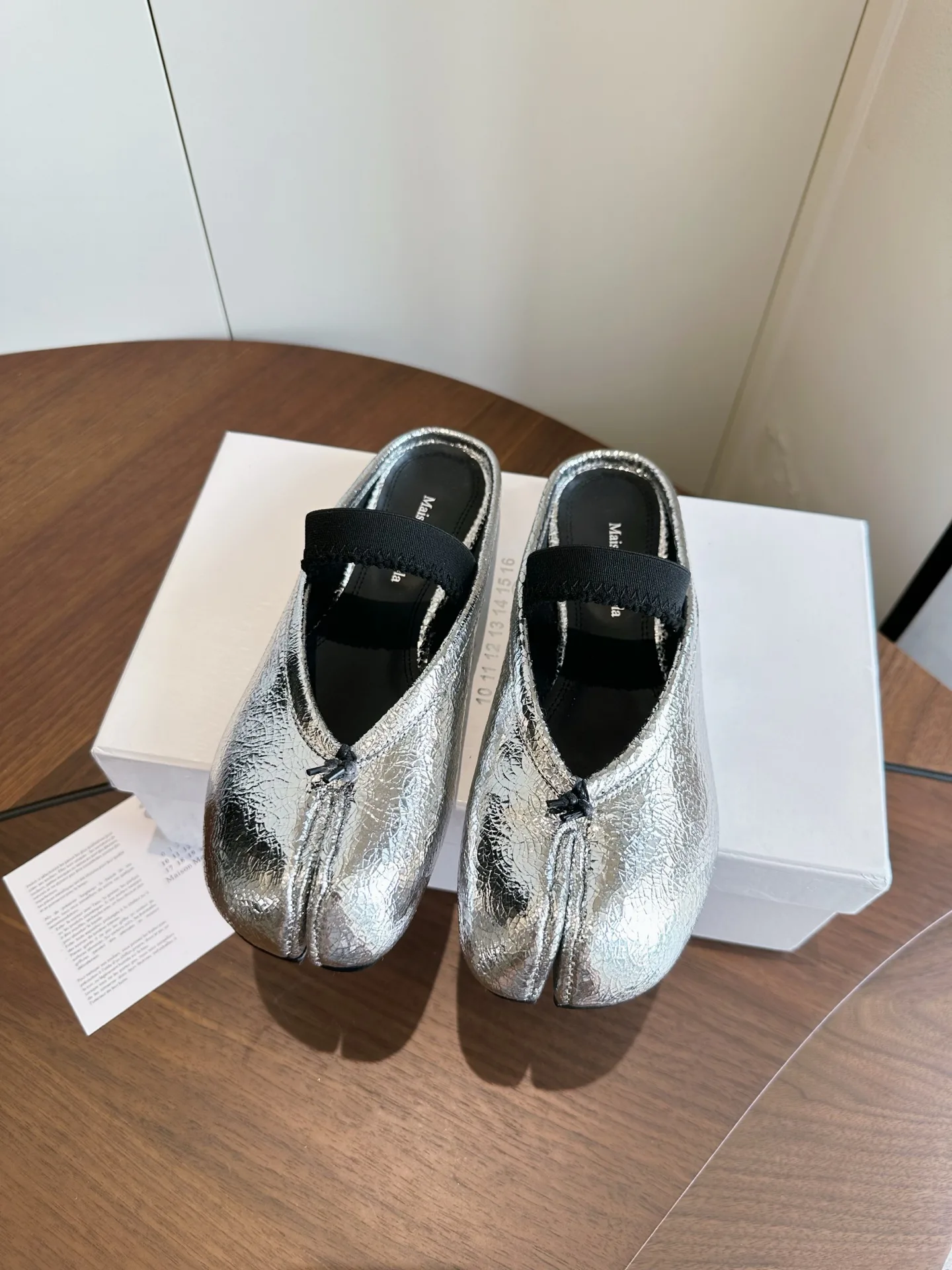 Women's Mules And Clogs MAISON MARGIELA 18444037