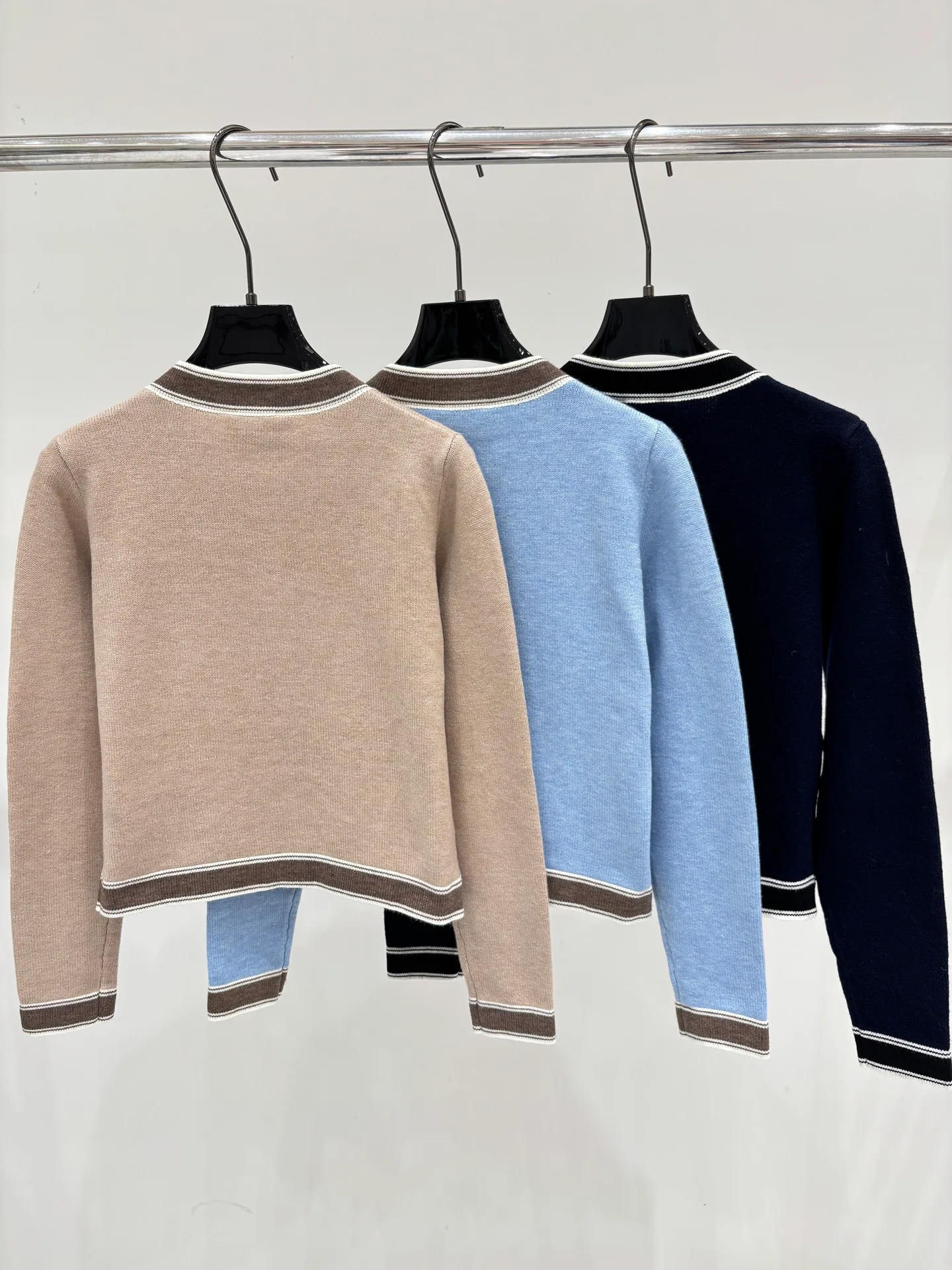 Women's Jumpers And Sweaters CHANEL 17953420