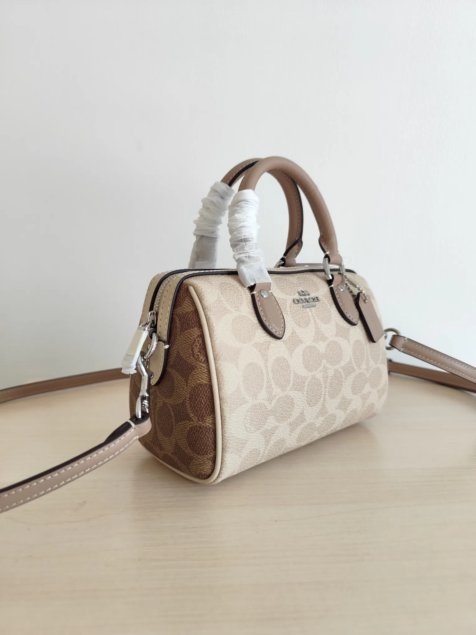 Women's Classic Handbags COACH 17961046