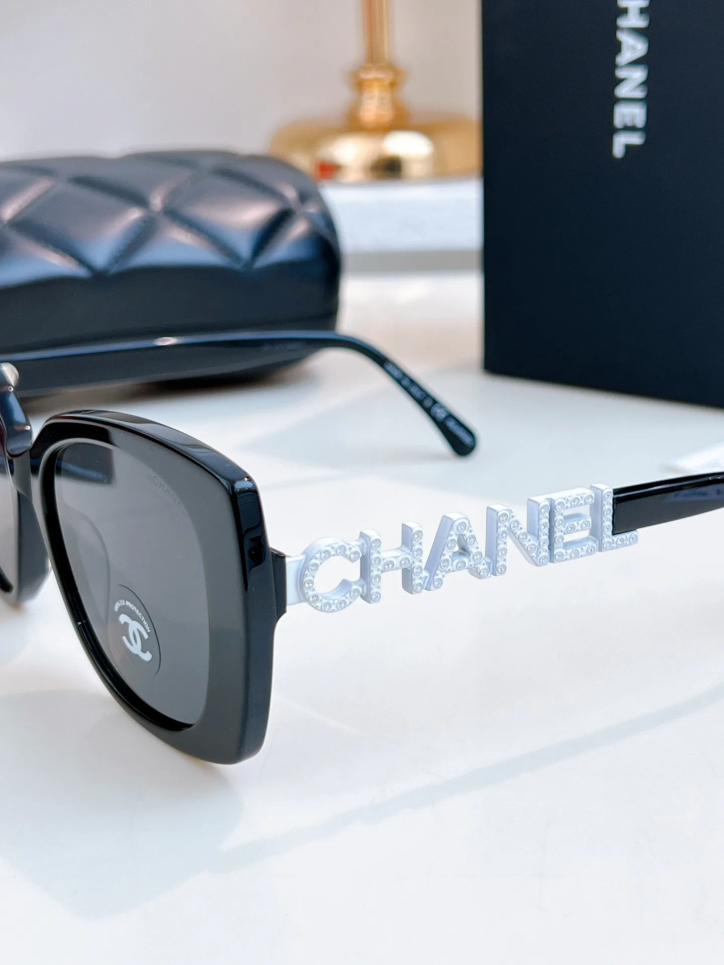 Glasses CHANEL 17366525