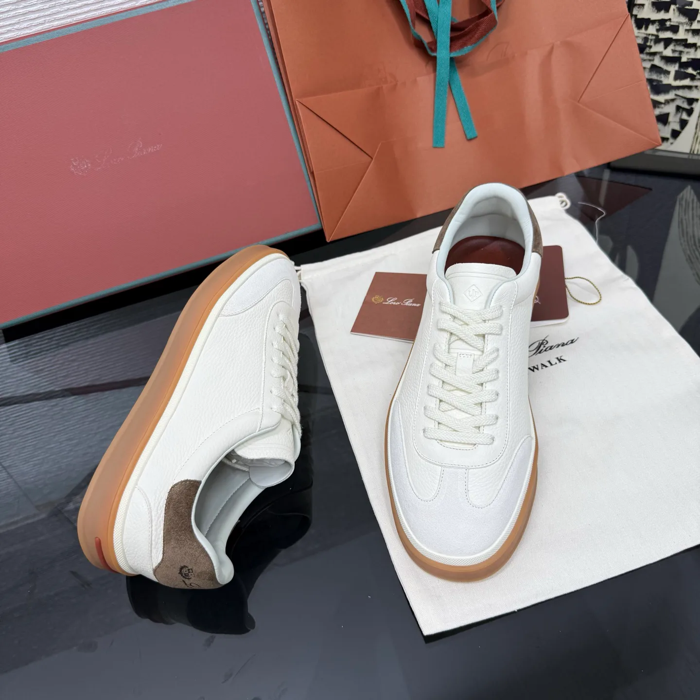 Women's Sneakers LORO PIANA 17955582