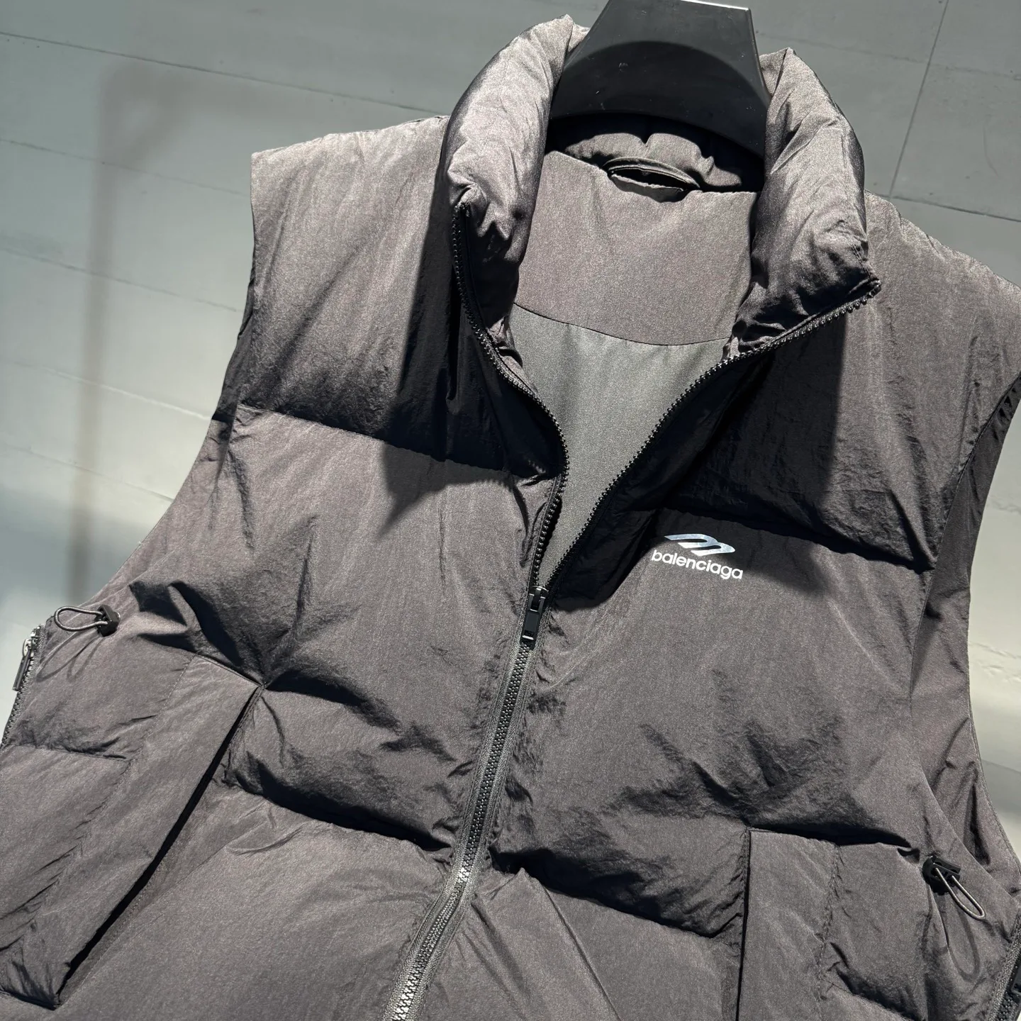 Жилеты Мужские Balenciaga 18609377