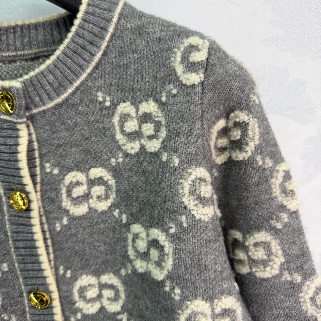 Women's Jumpers And Sweaters GUCCI 18211539
