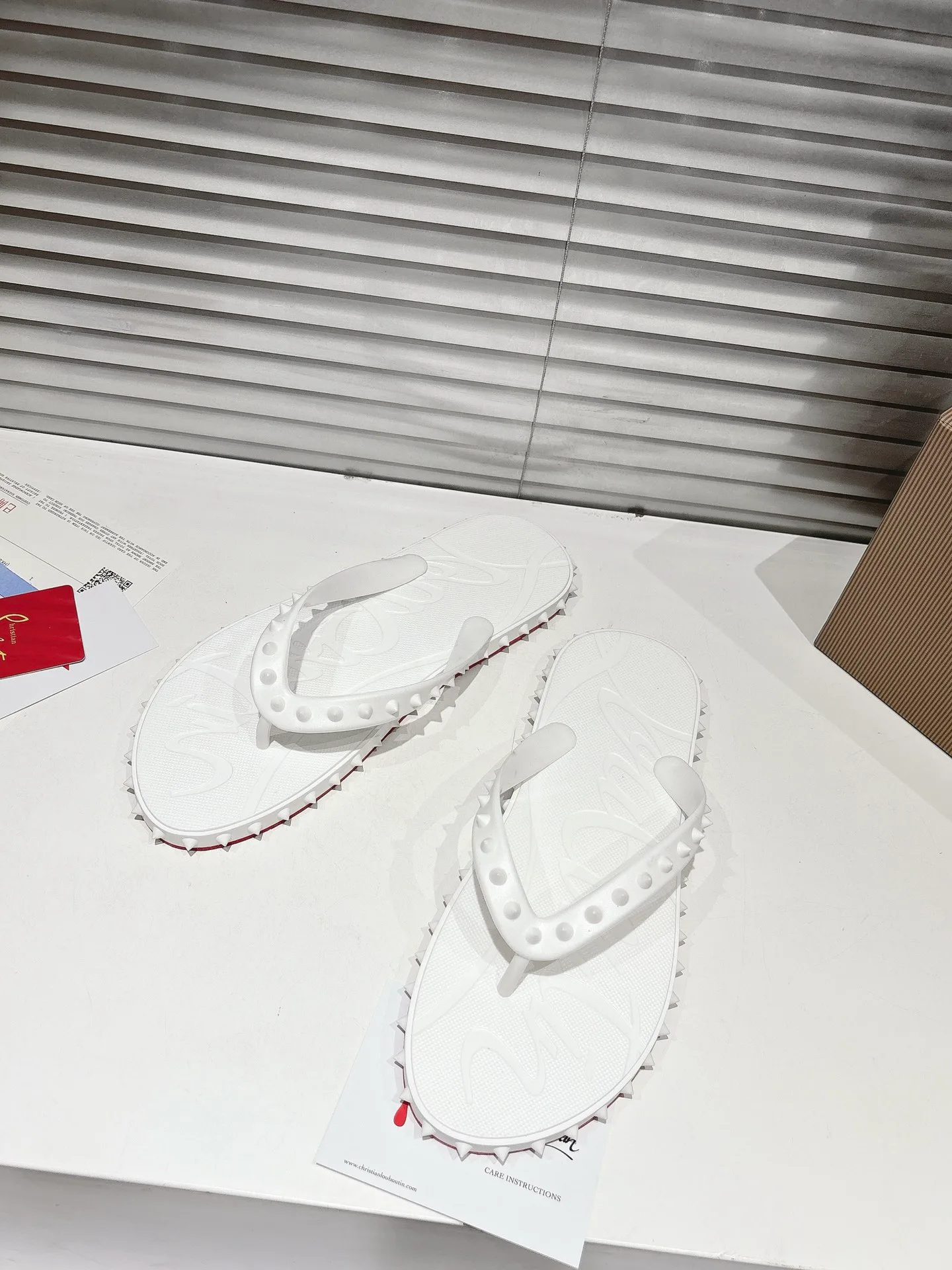 Women's Flip-Flops CHRISTIAN LOUBOUTIN 17604584