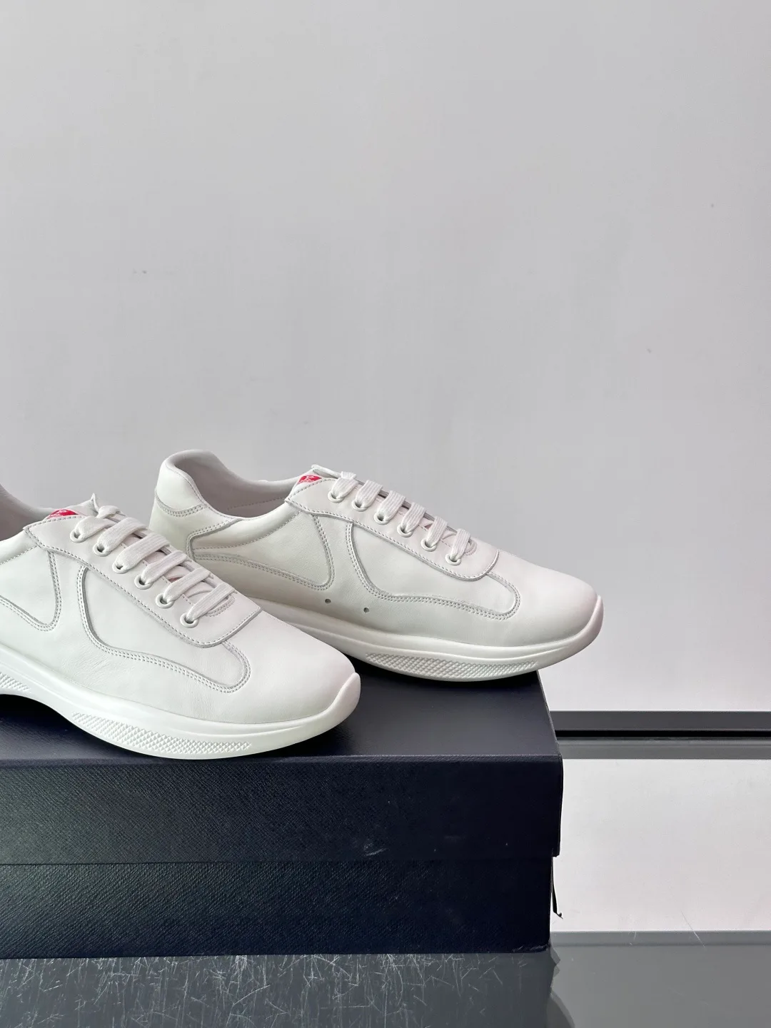 Women's Sneakers PRADA 18119253