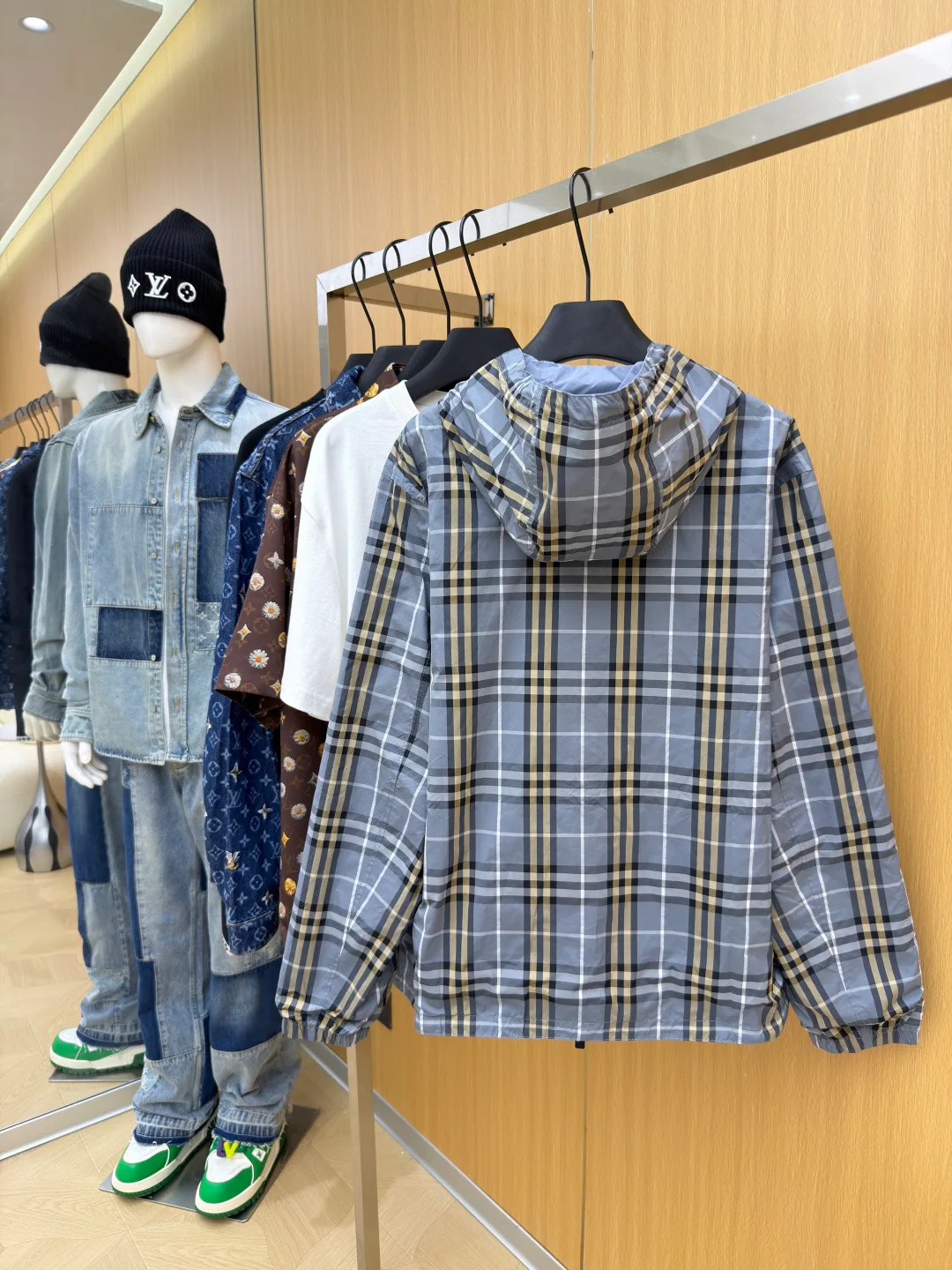 Men's Jackets And Down Jackets BURBERRY 17699415