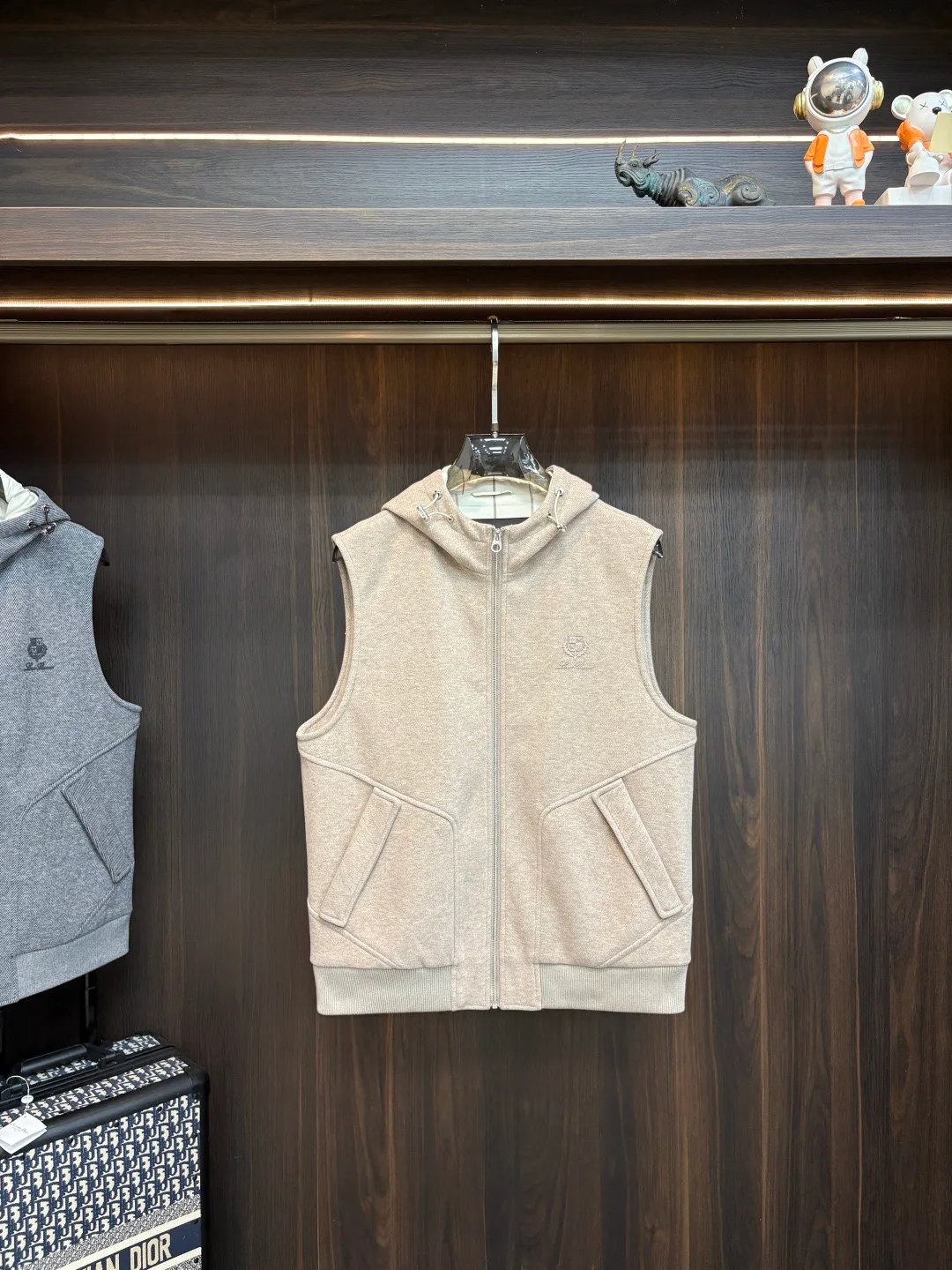 Men's Vests LORO PIANA 18140462