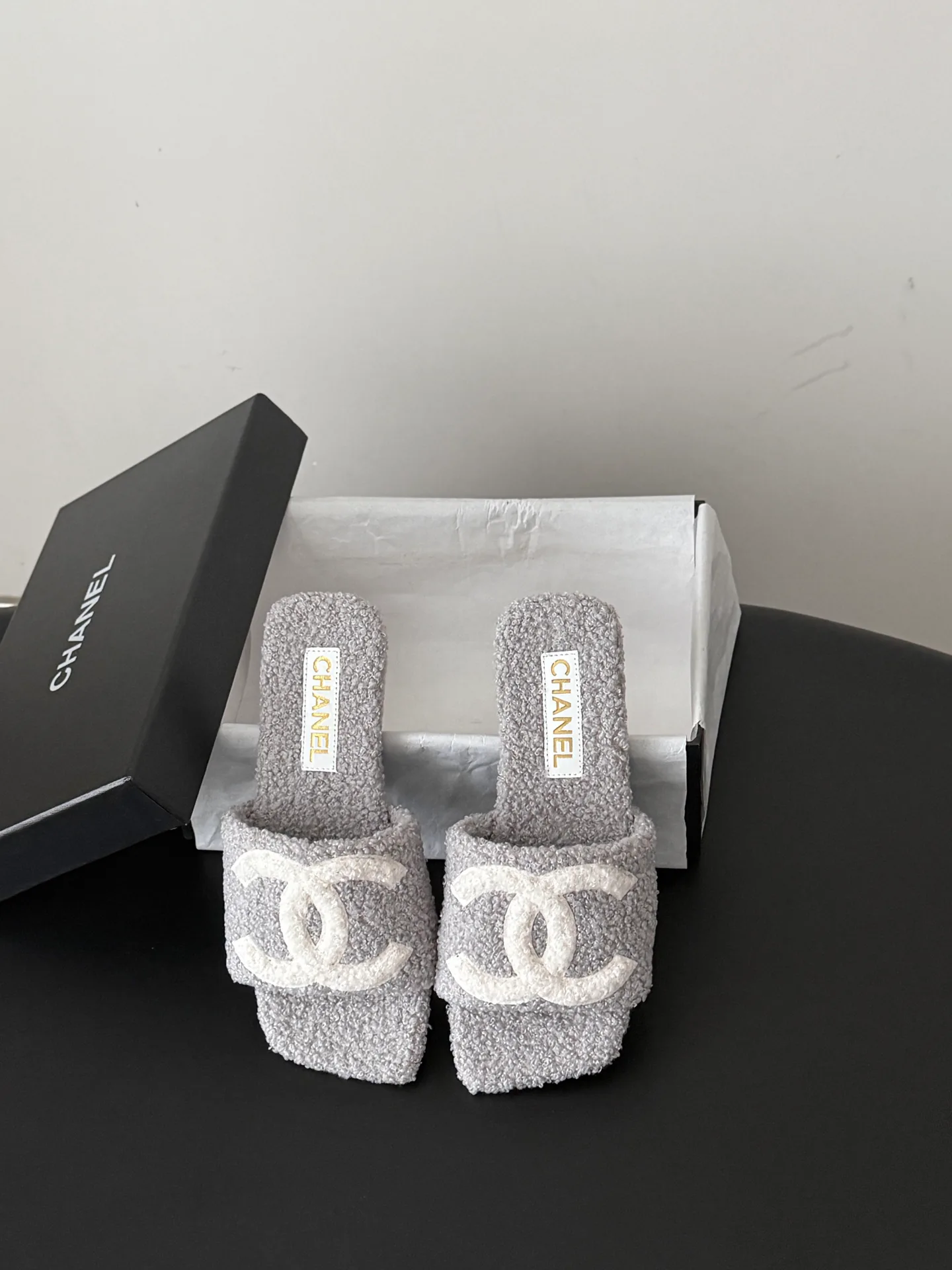 Women's Slippers CHANEL 18154260