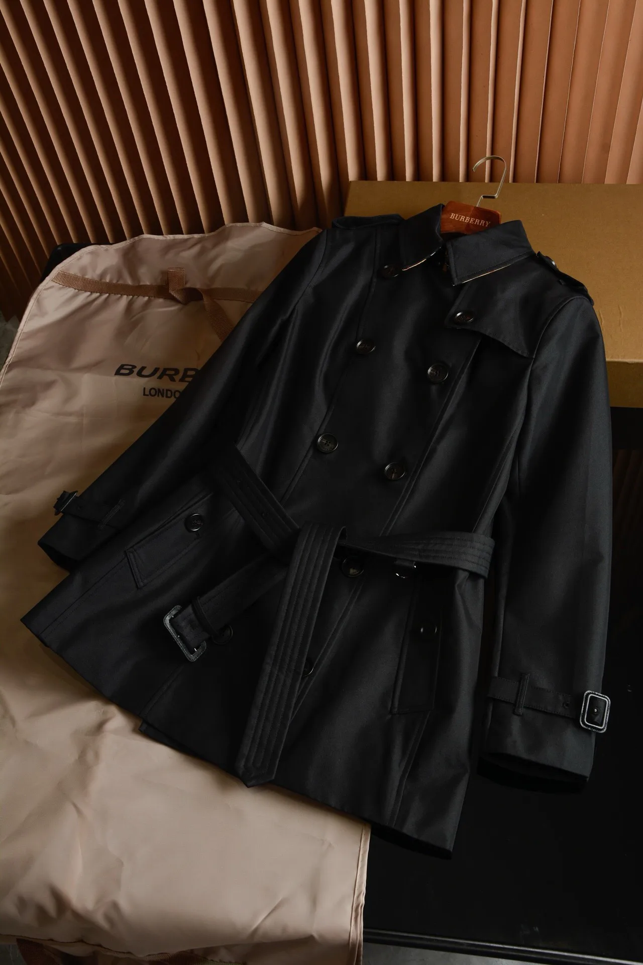 Women's Trench Coats BURBERRY 18512885