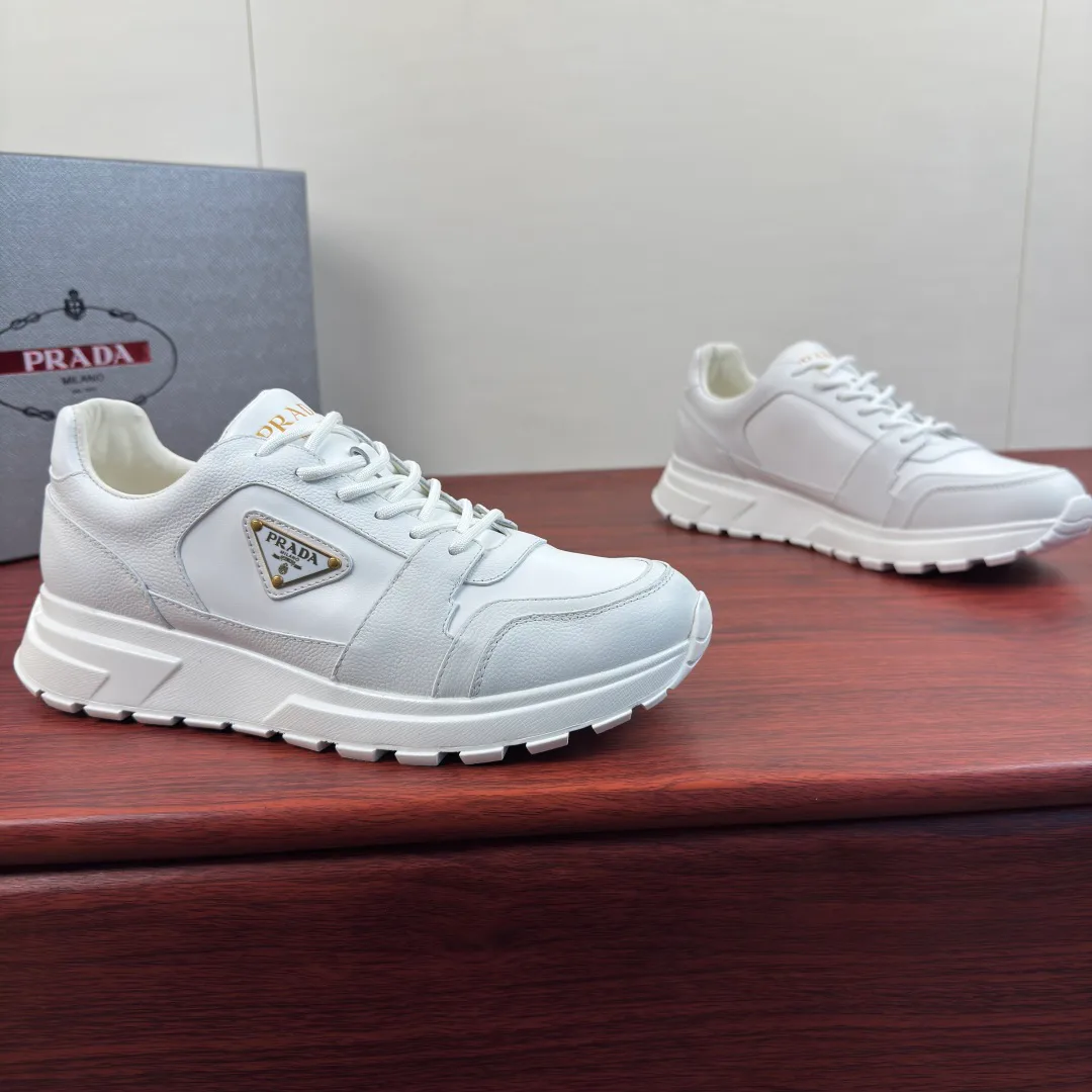 Men's Sneakers PRADA 18230790
