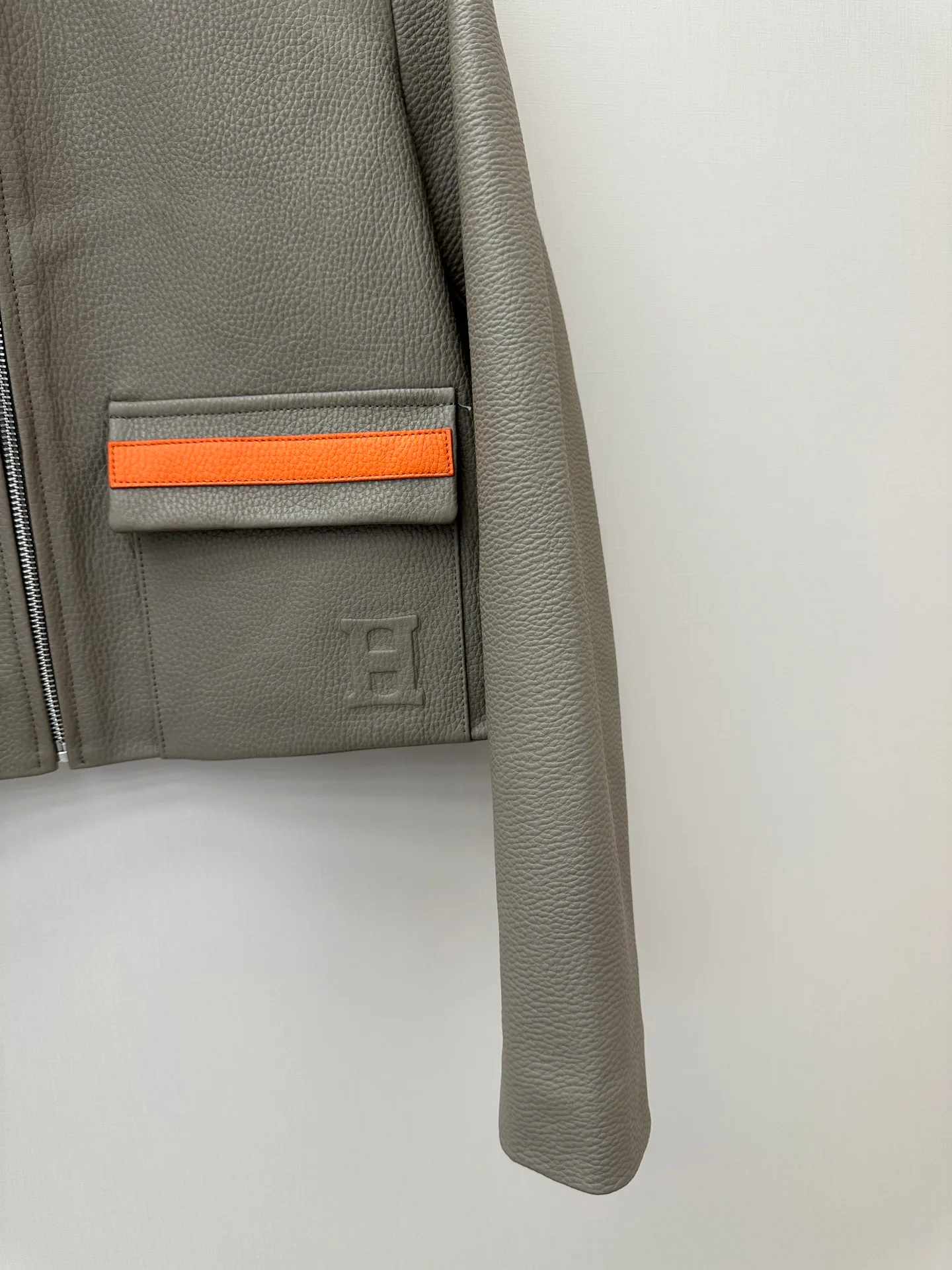 Women's Leather Jackets And Sheepskin Coats HERMES 17500816