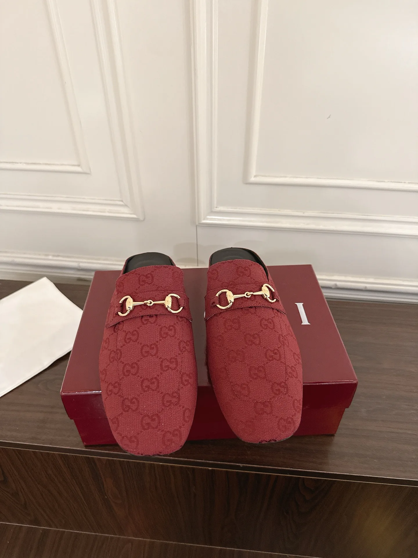 Women's Mules And Clogs GUCCI 17956786