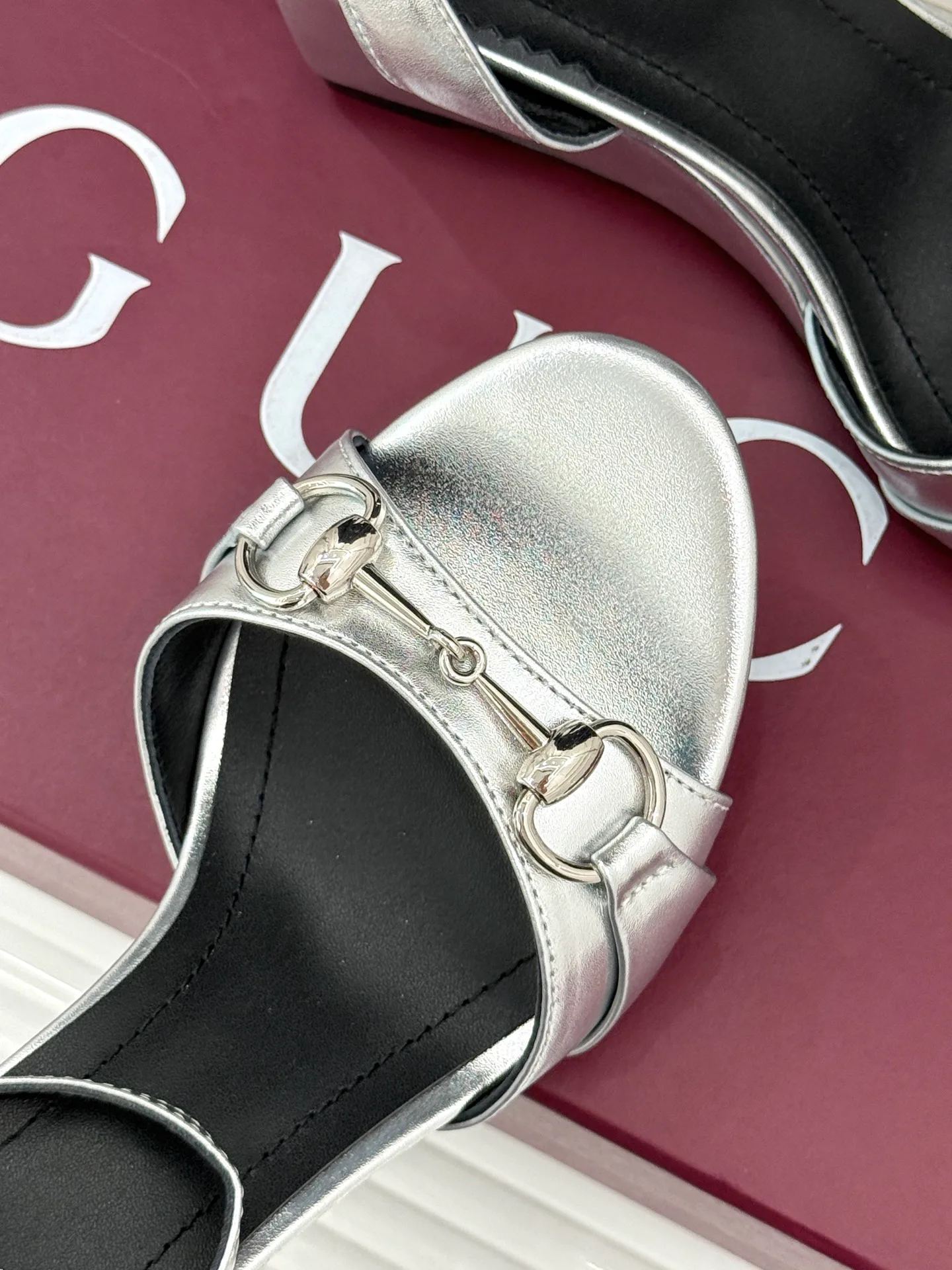Women's Open-Toe Sandals GUCCI 18034499