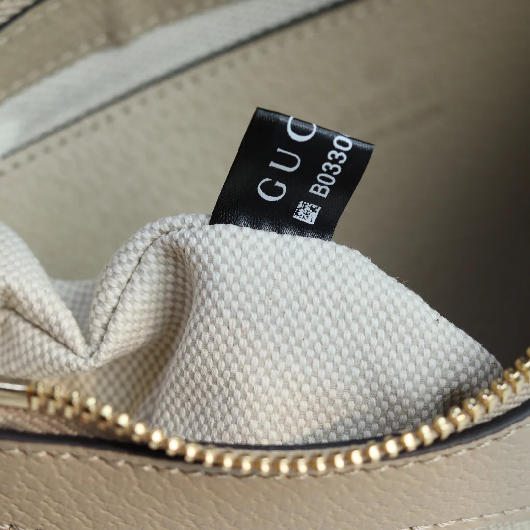 Women's Classic Handbags GUCCI 17947786