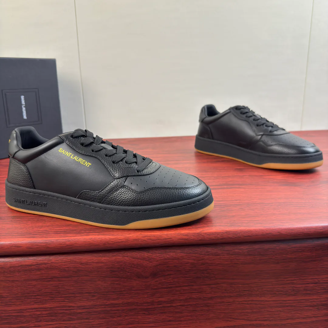 Men's Sneakers SAINT LAURENT 17828974