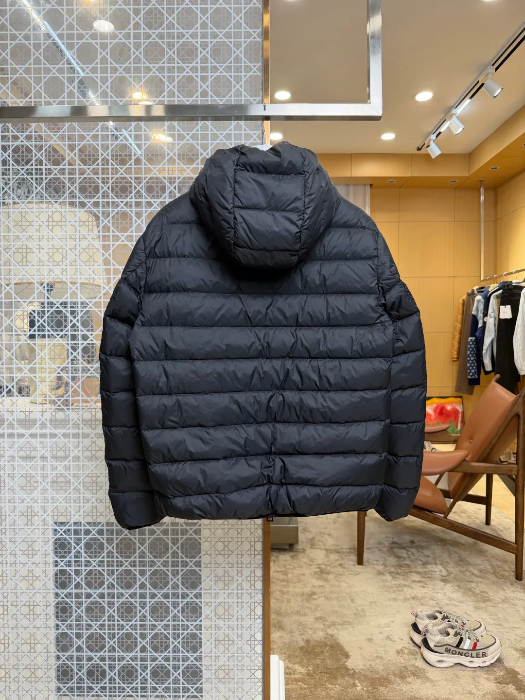 Men's Jackets And Down Jackets MONCLER 18461303